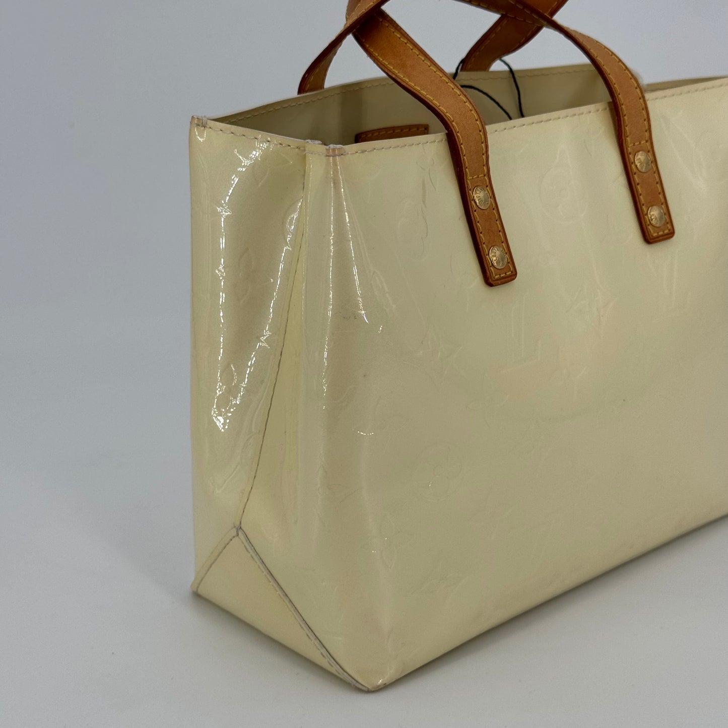 Louis Vuitton Reade *
