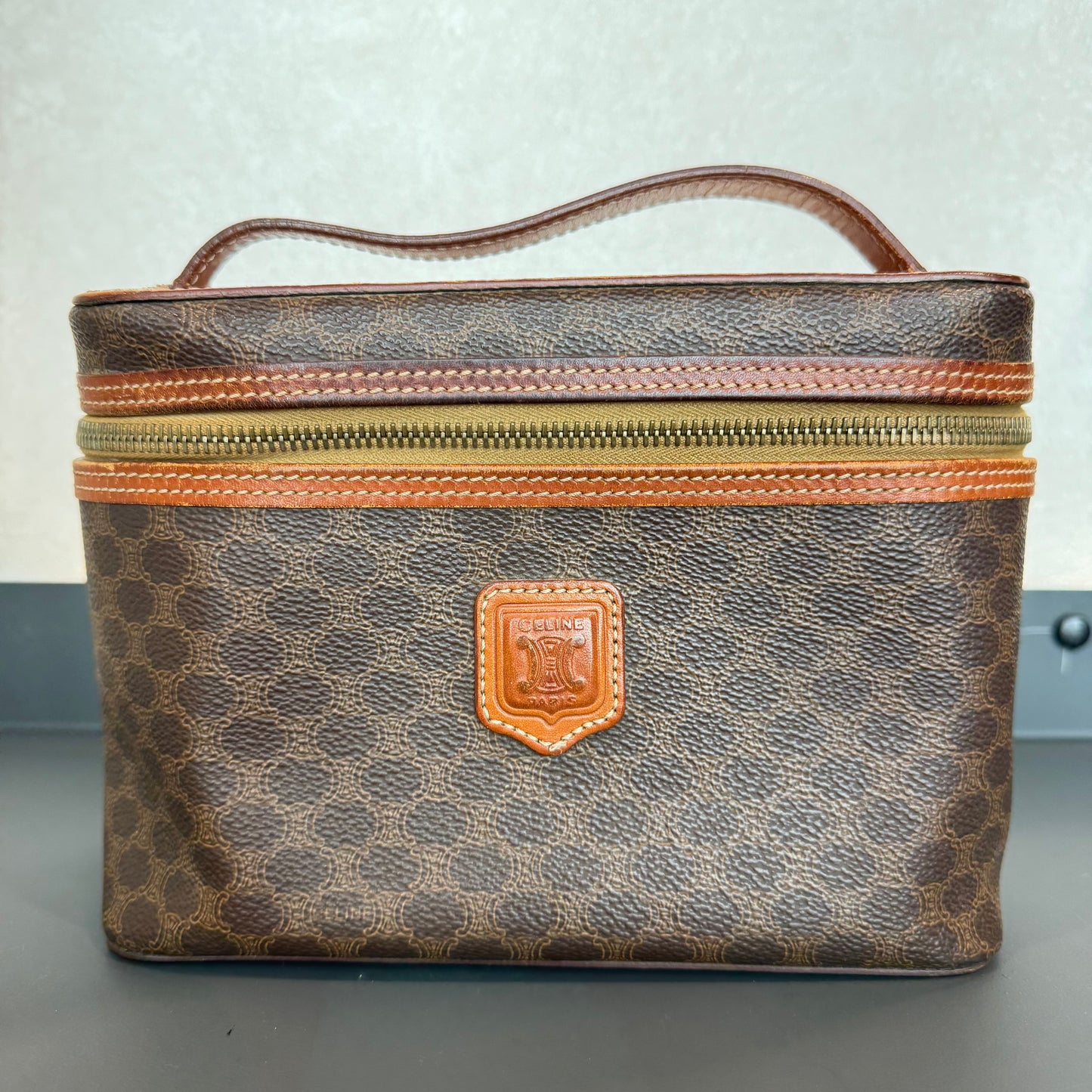 Céline Vanity