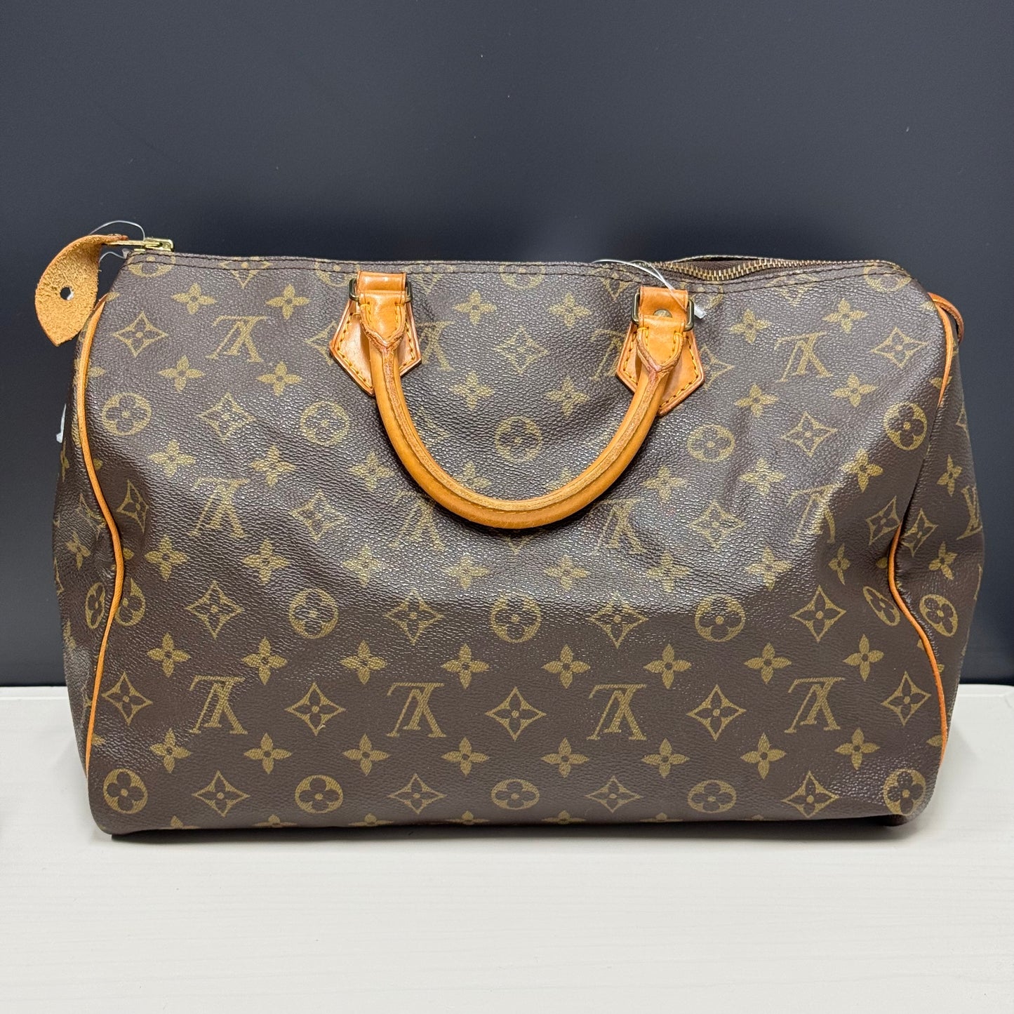 Louis Vuitton Speedy 35