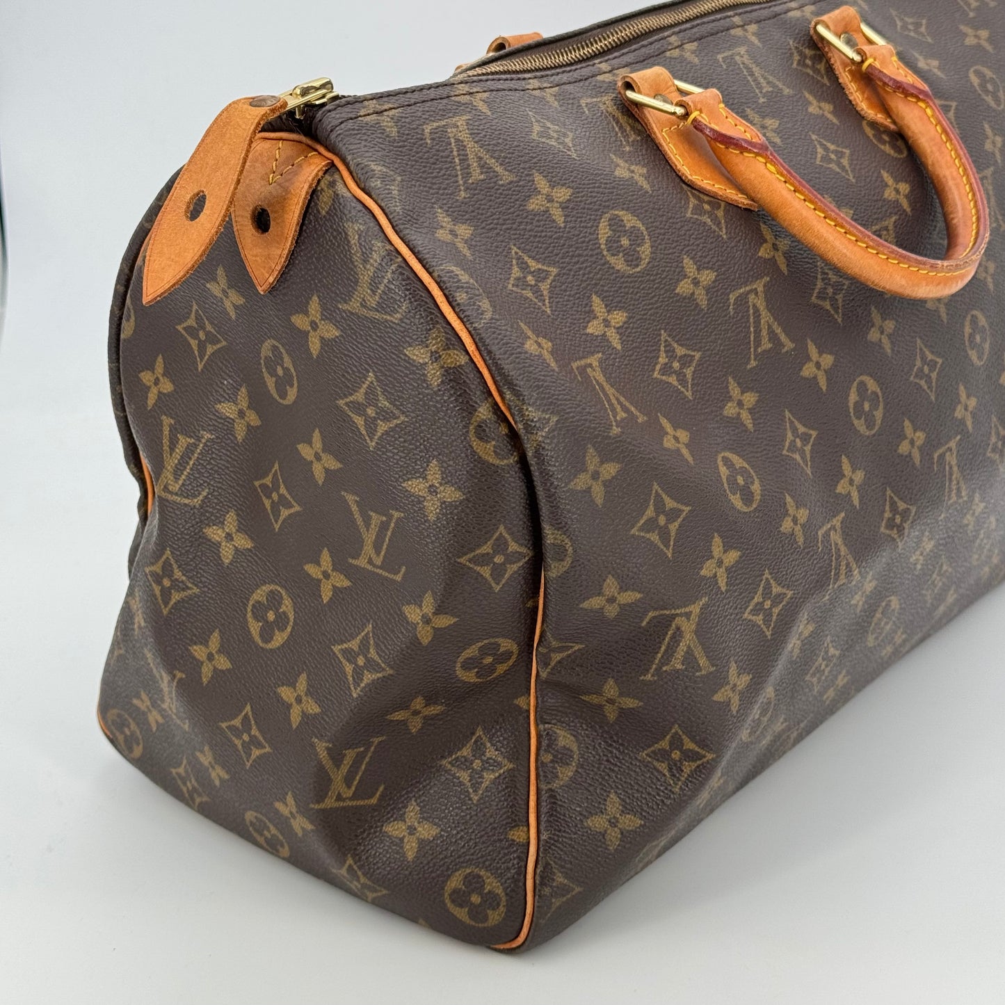 Louis Vuitton Speedy 40