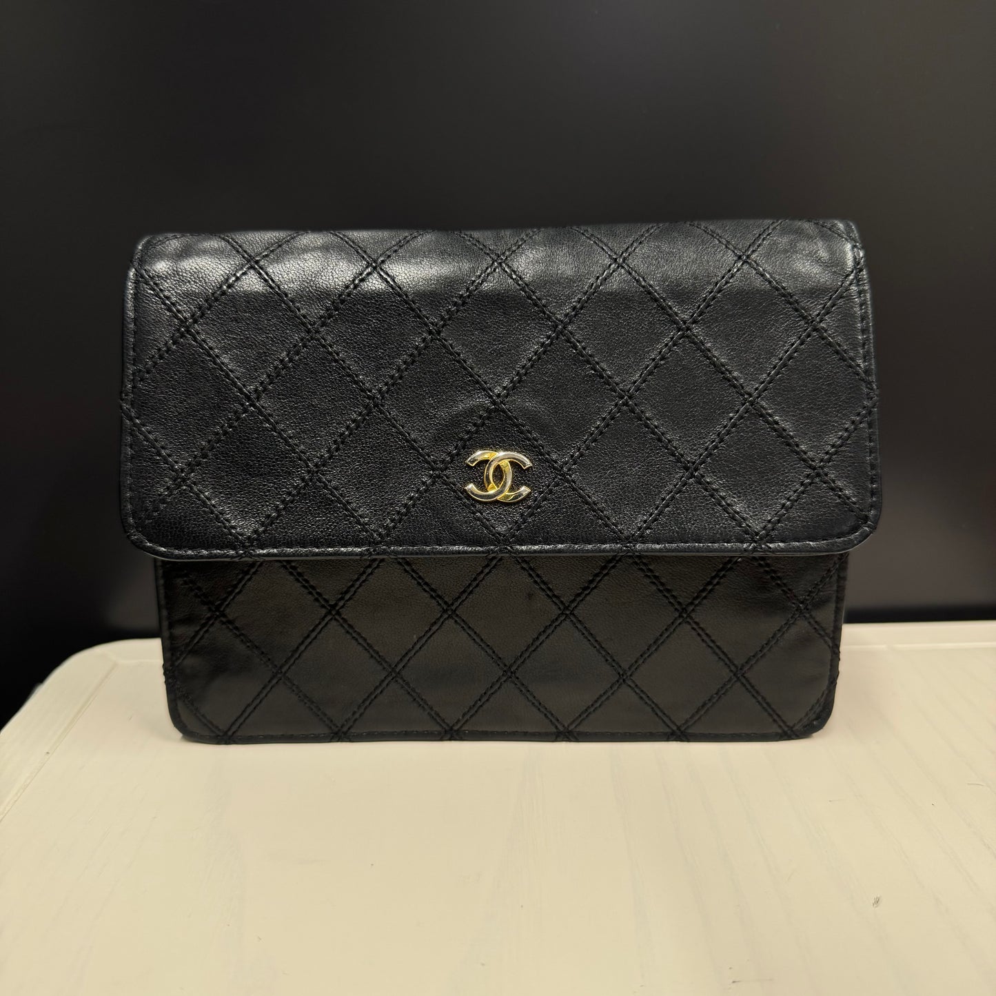 Chanel Pochette