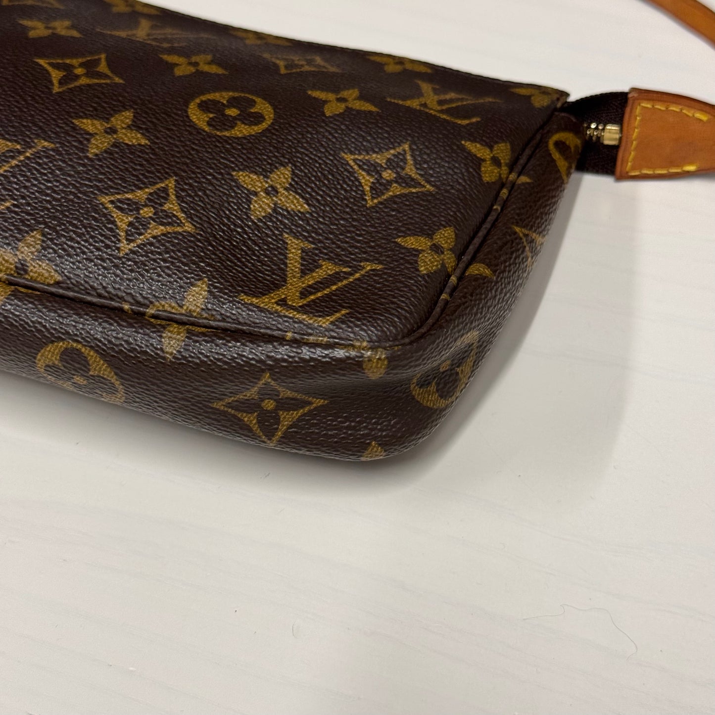Louis Vuitton Pochette Accessoires