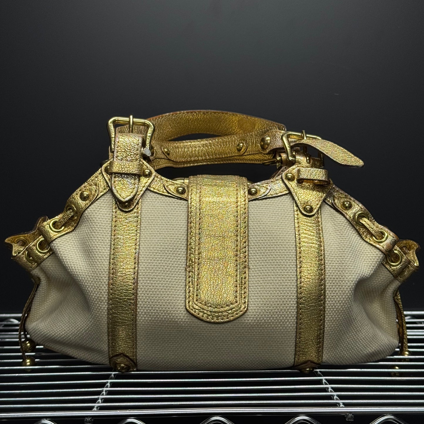 Louis Vuitton Theda
