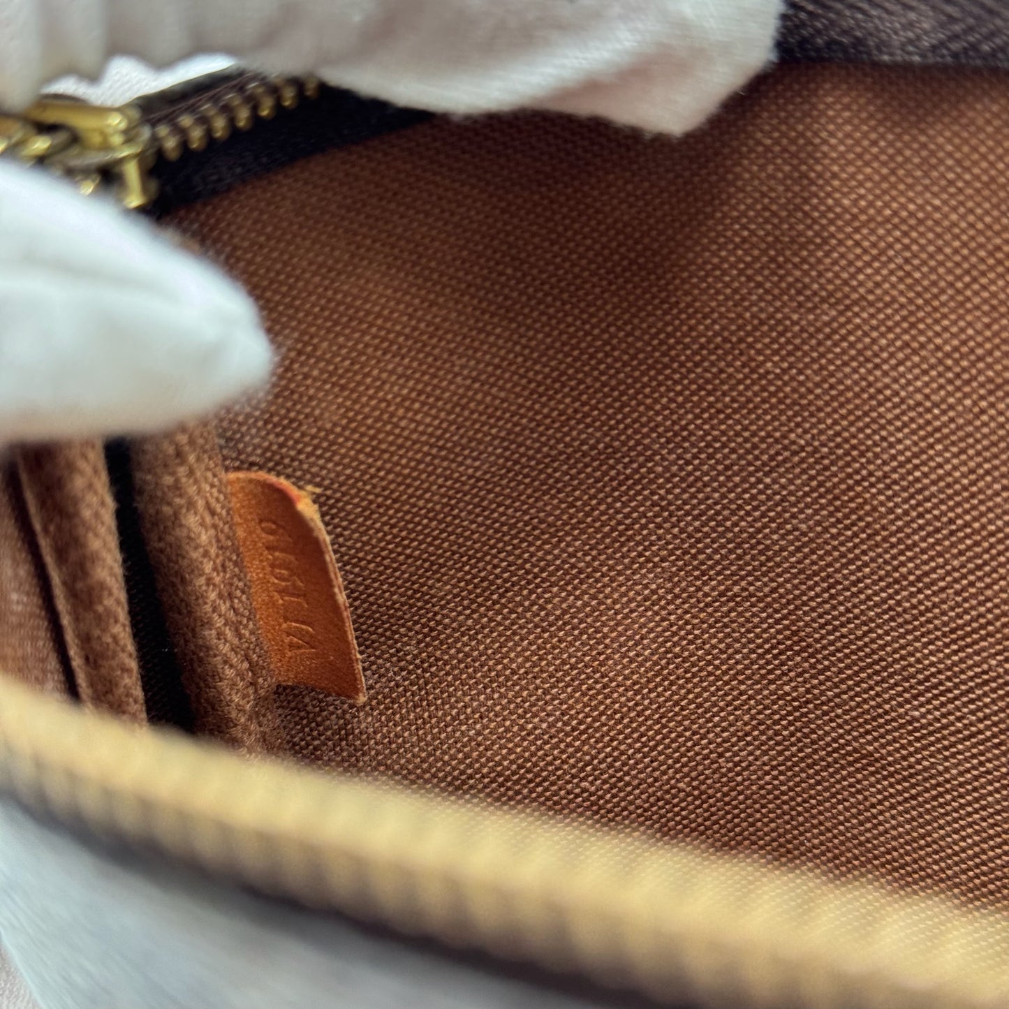 Louis Vuitton Pochette Accessoires