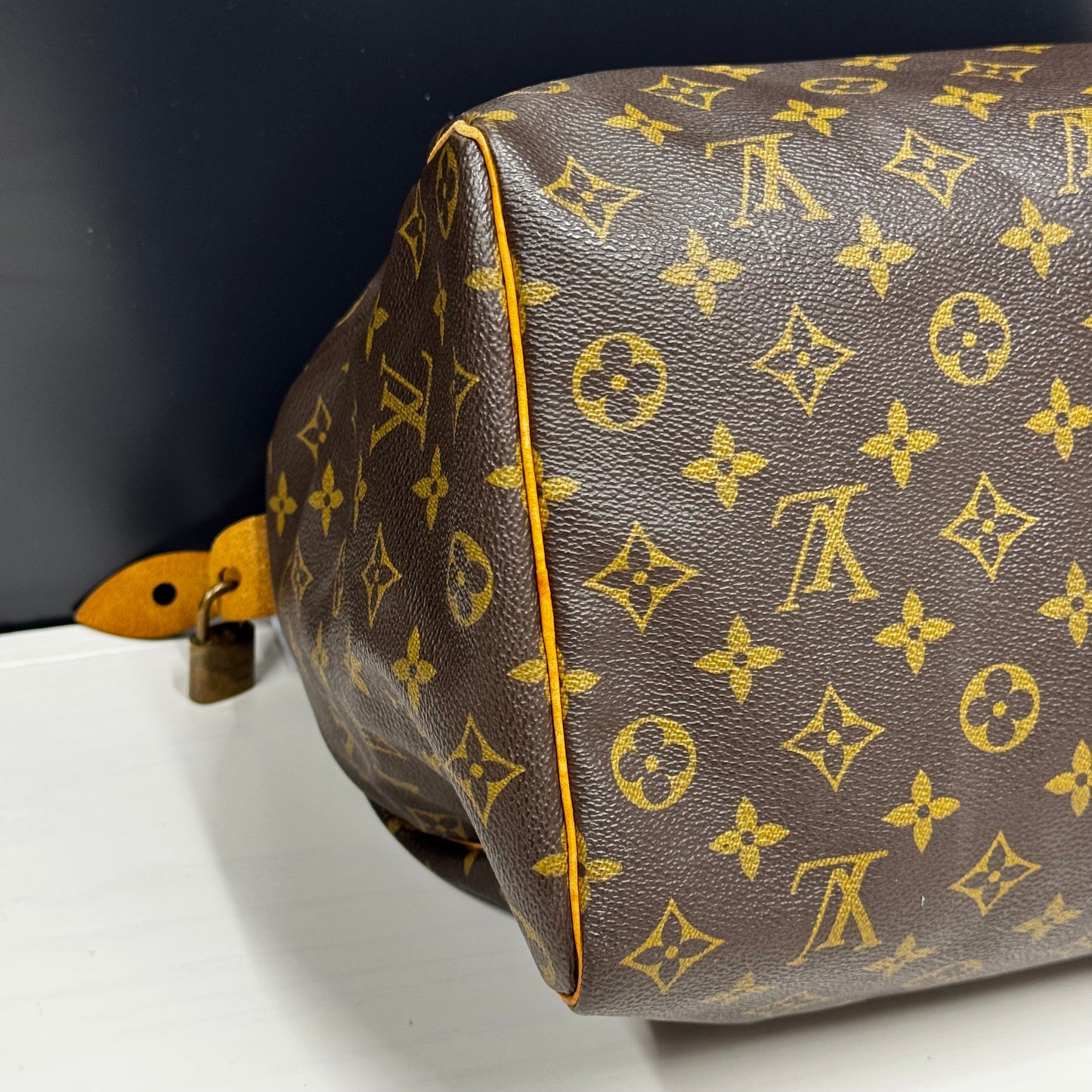 Louis Vuitton Speedy 35