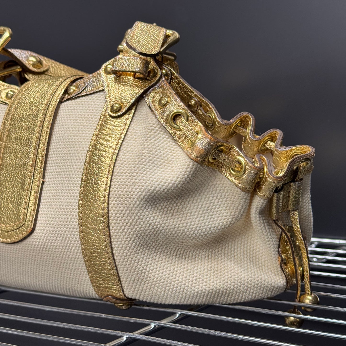 Louis Vuitton Theda