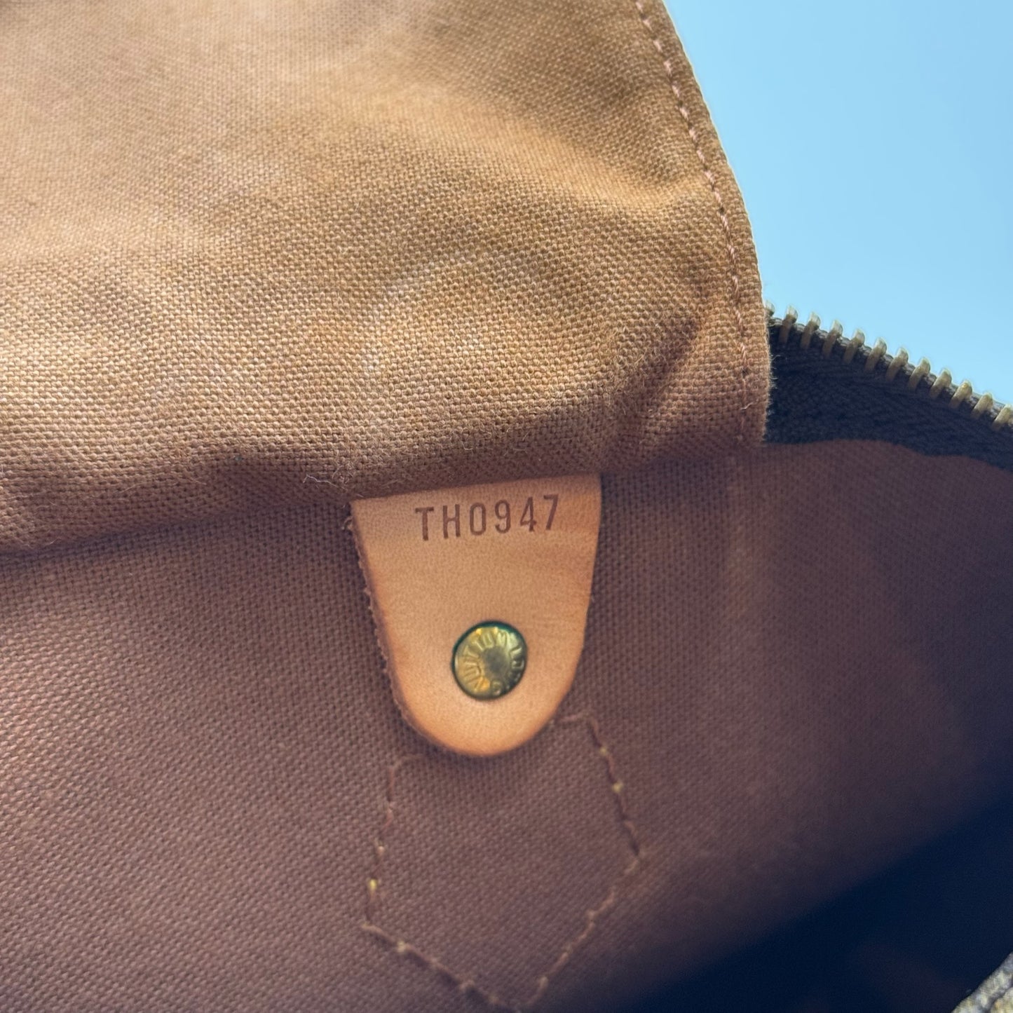 Louis Vuitton Speedy 30