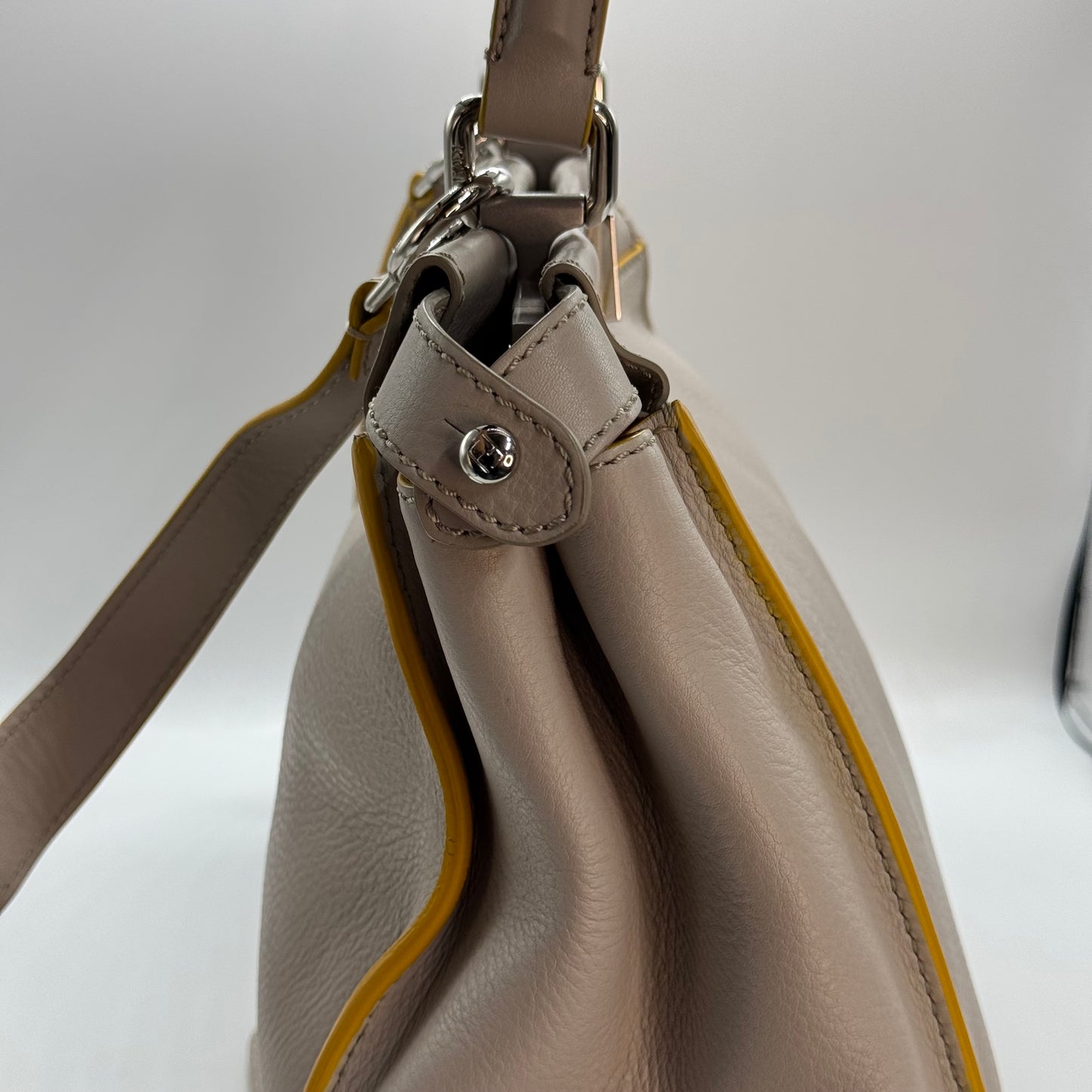 Fendi Peekaboo Regular