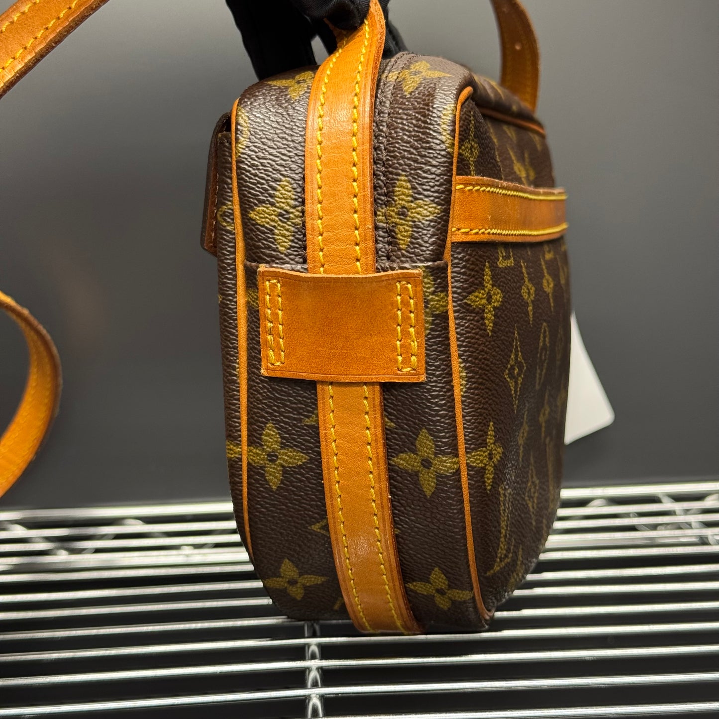 Louis Vuitton Jeune fille