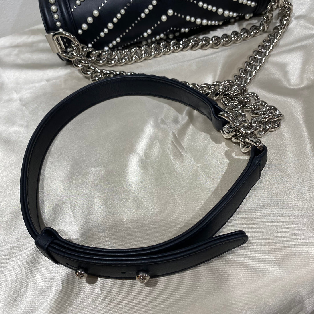 Chanel Boy perles