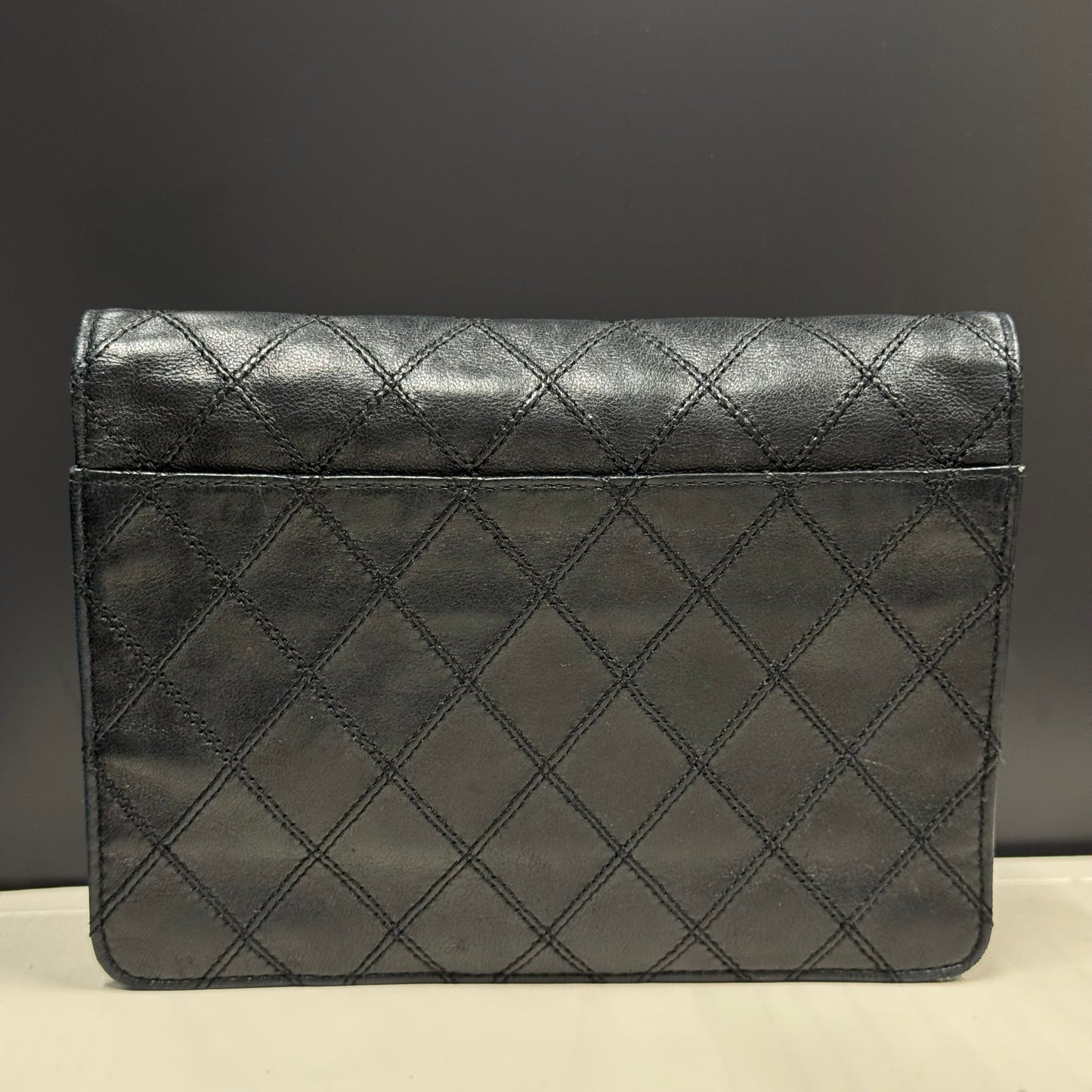Chanel Pochette