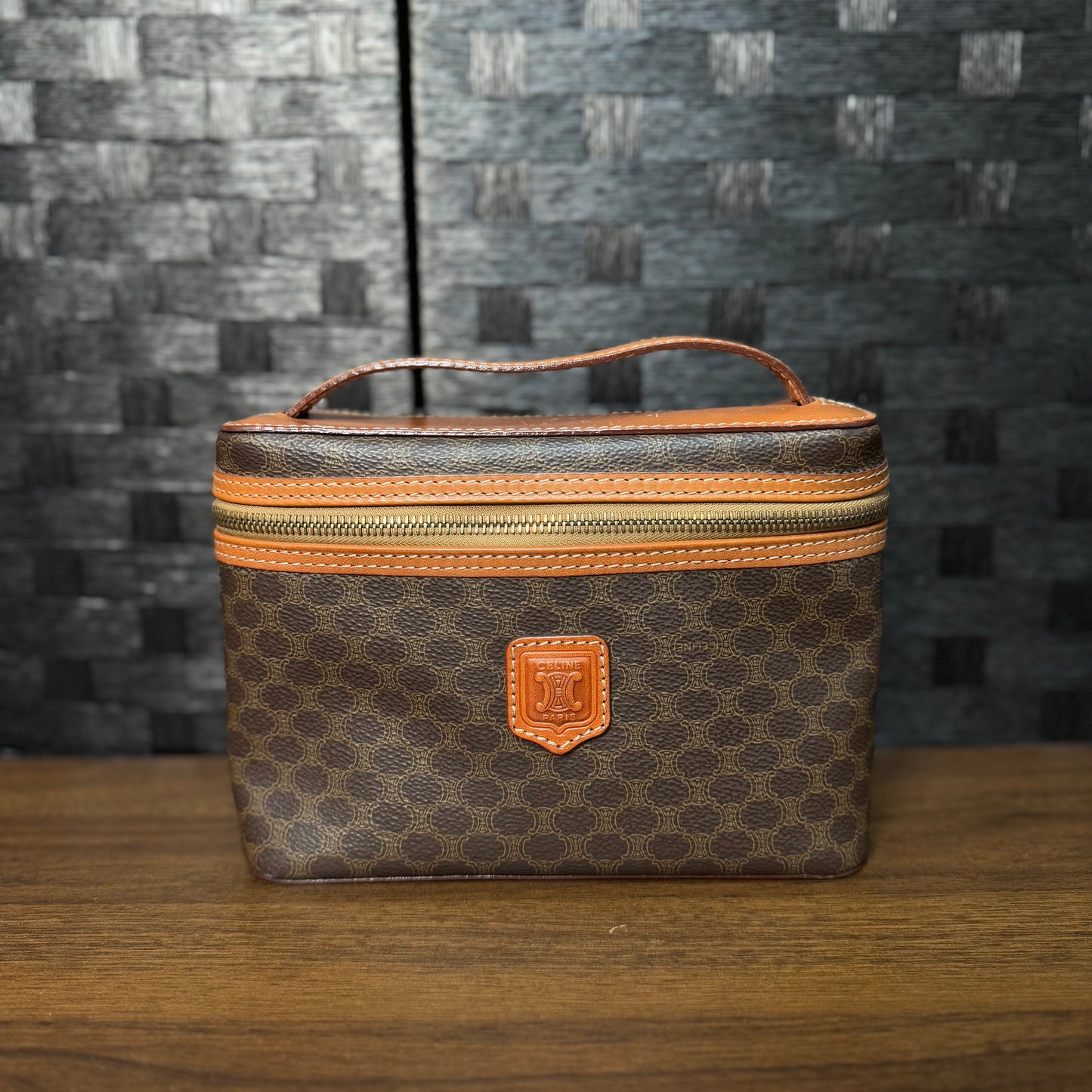 Céline Vanity