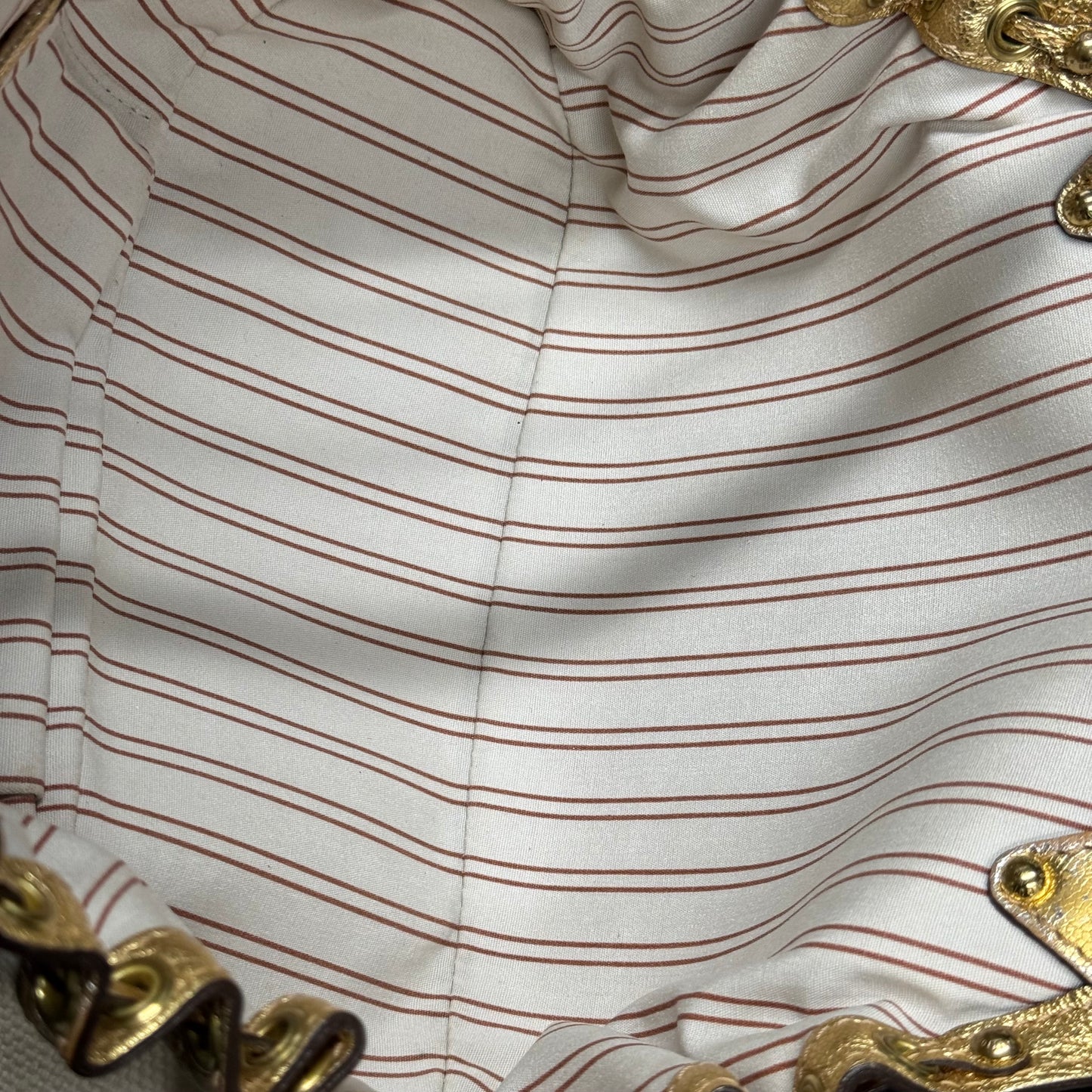 Louis Vuitton Theda
