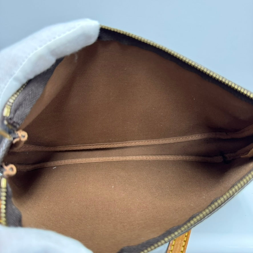 Louis Vuitton Pochette Accessoires Bandoulière