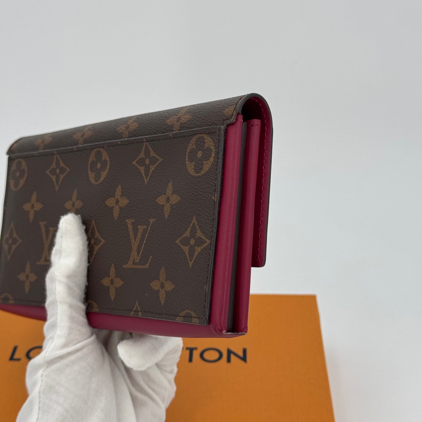 Louis Vuitton portefeuille Flore