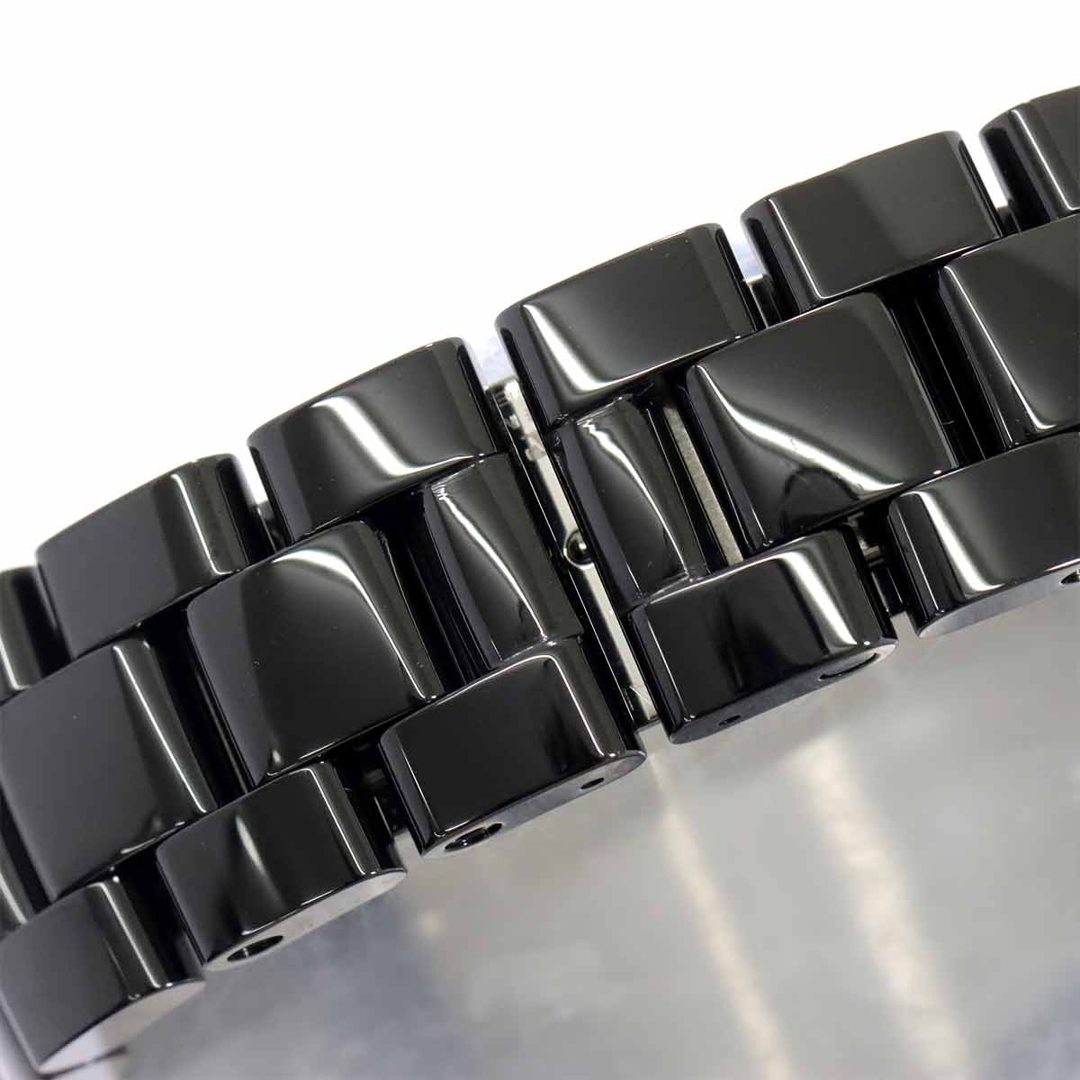 Chanel montre J12 H0940 41mm