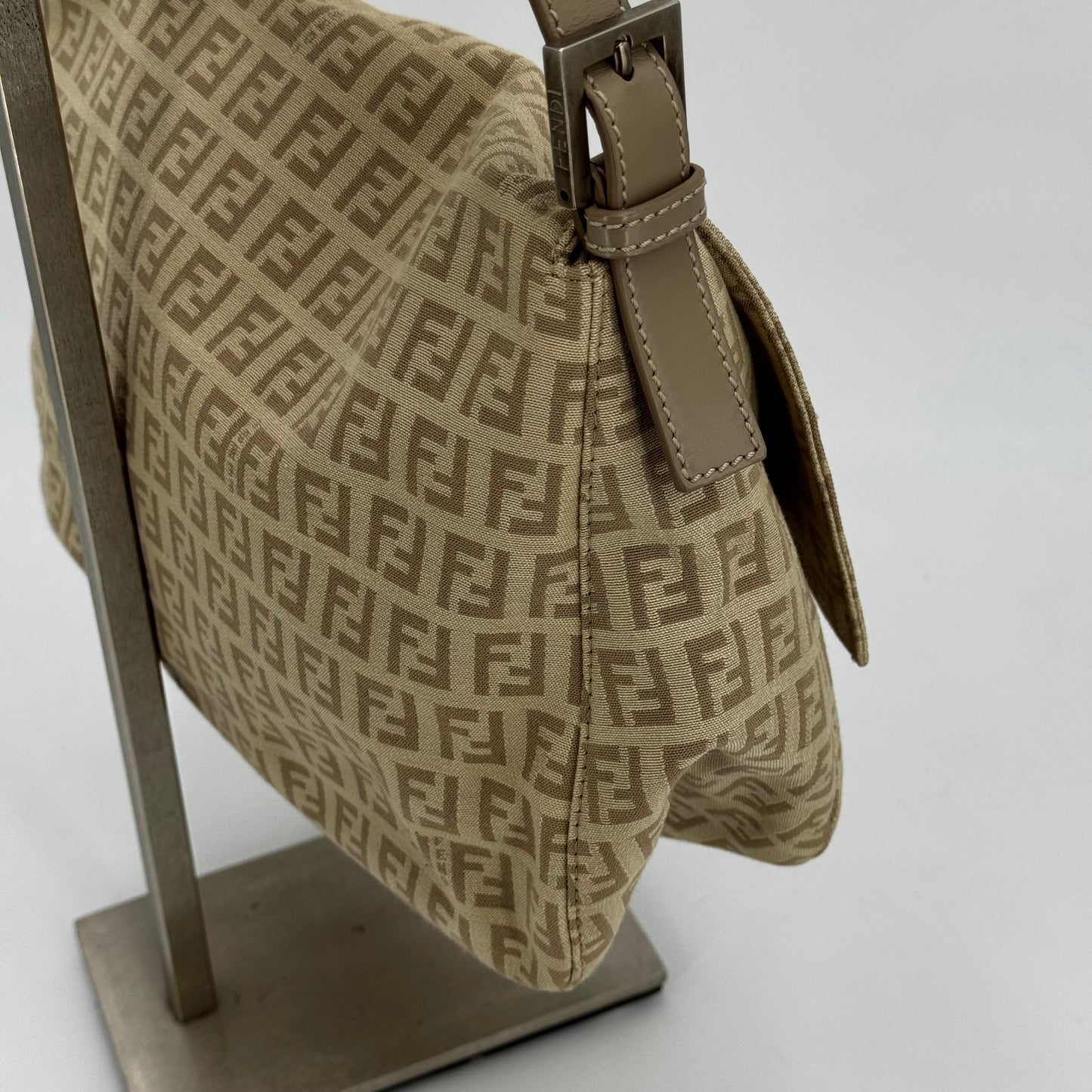 Fendi Baguette Mama