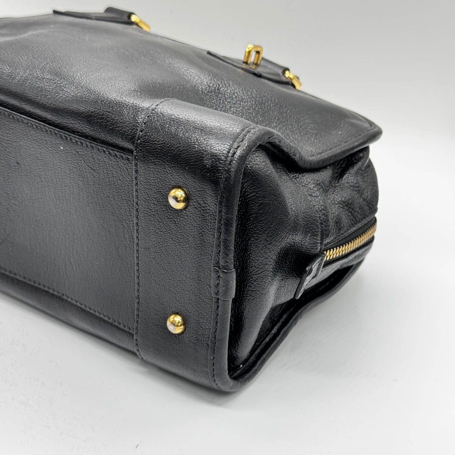 Loewe Amazona