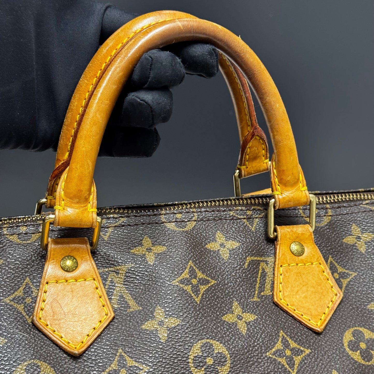Louis Vuitton Speedy 35