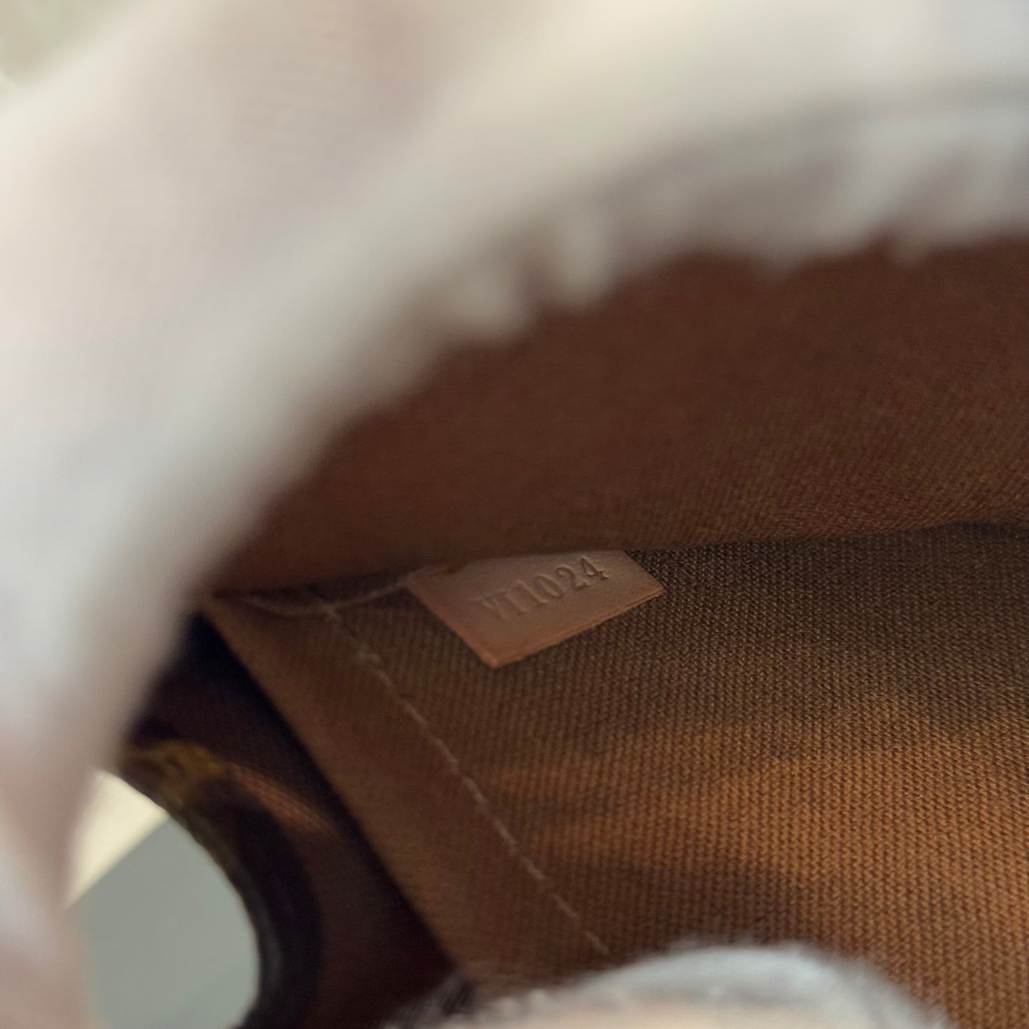 Louis Vuitton Popincourt