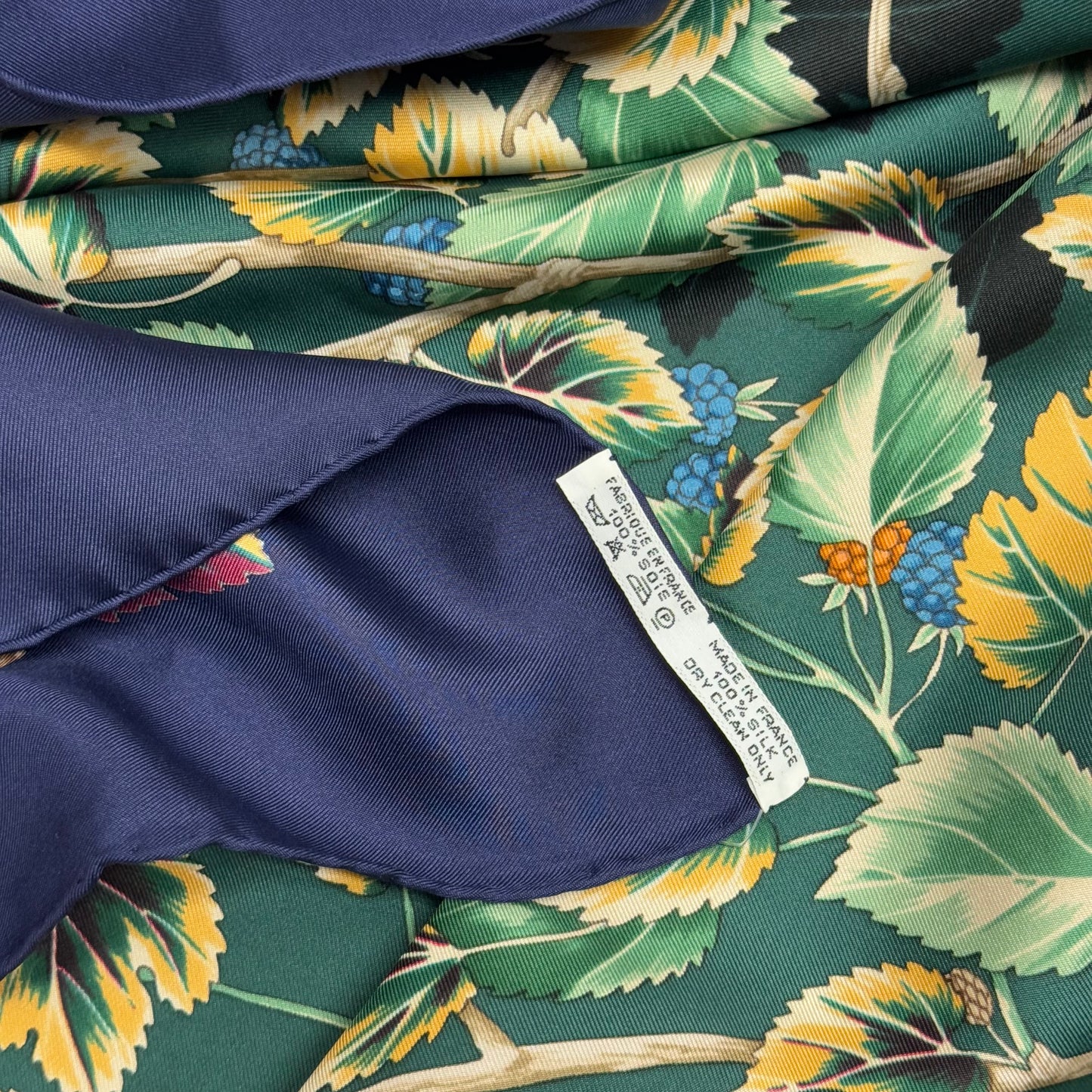 Hermès Carré “l’arbre de soie “