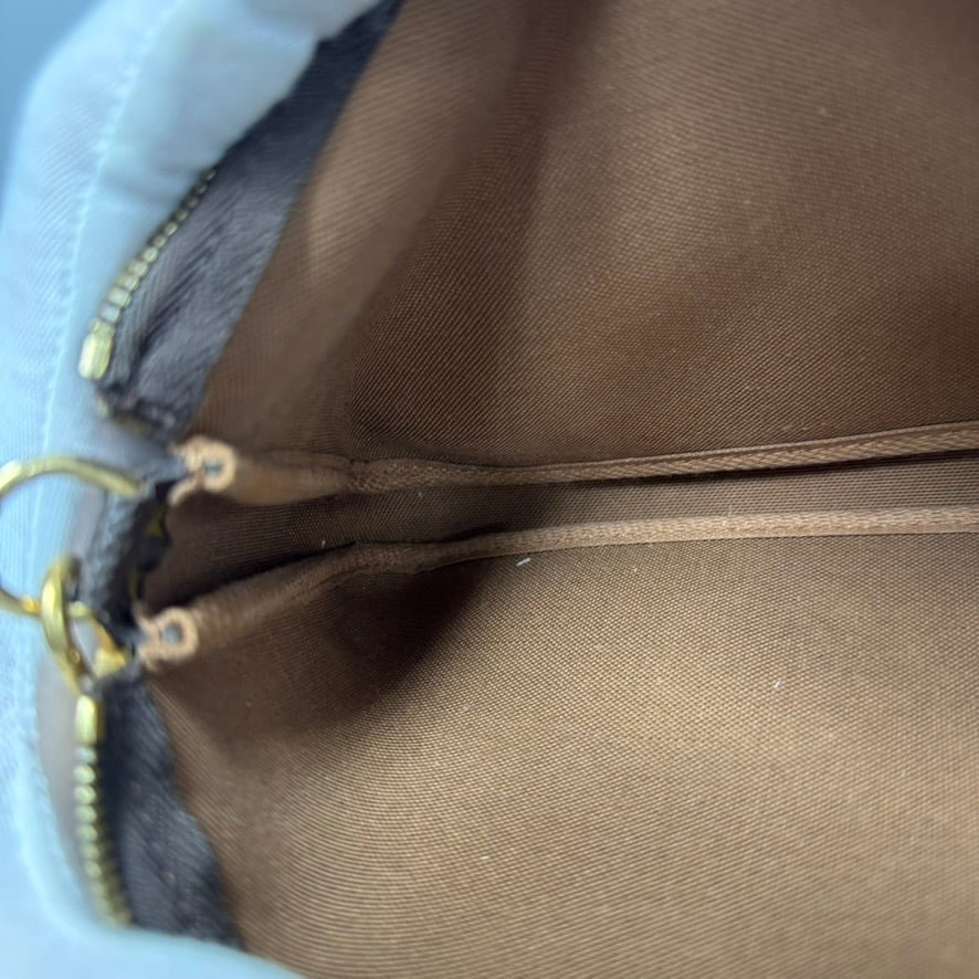 Louis Vuitton Pochette Accessoires Bandoulière
