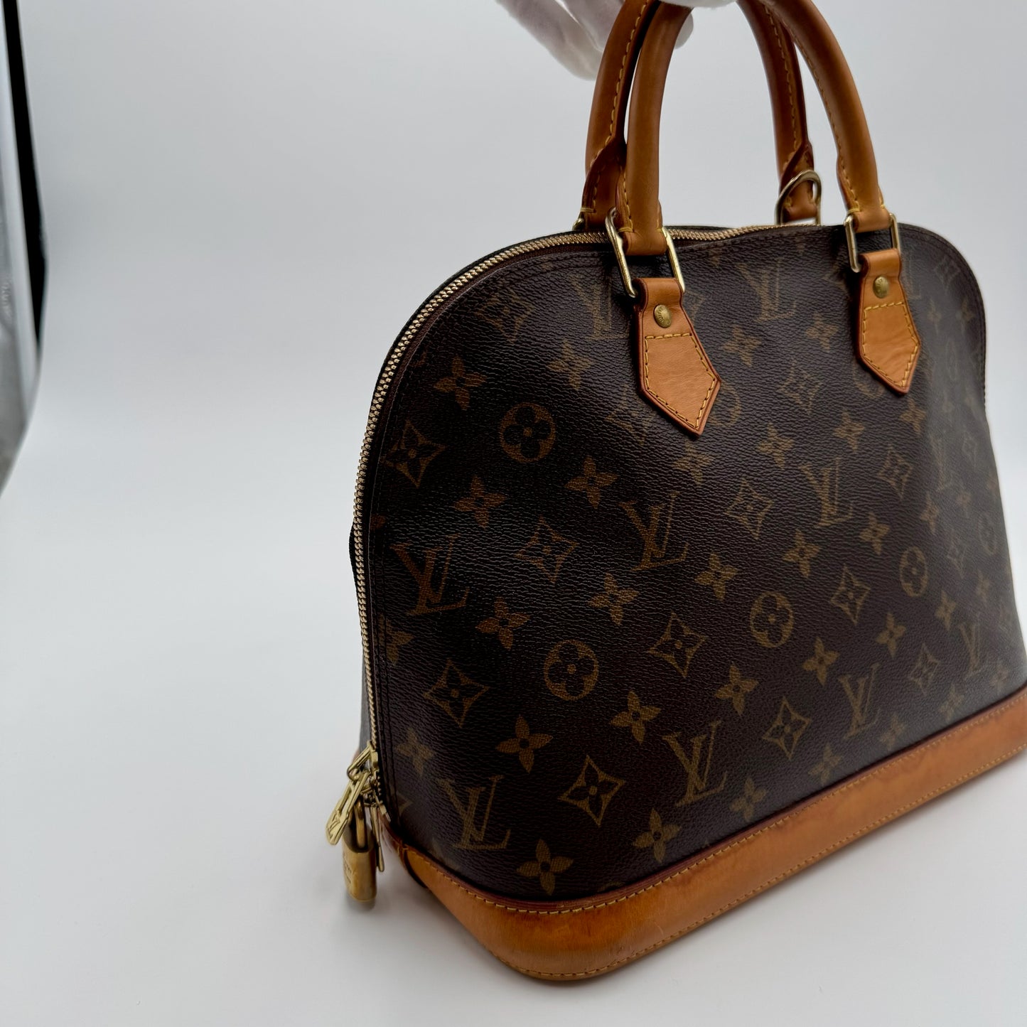 Louis Vuitton Alma