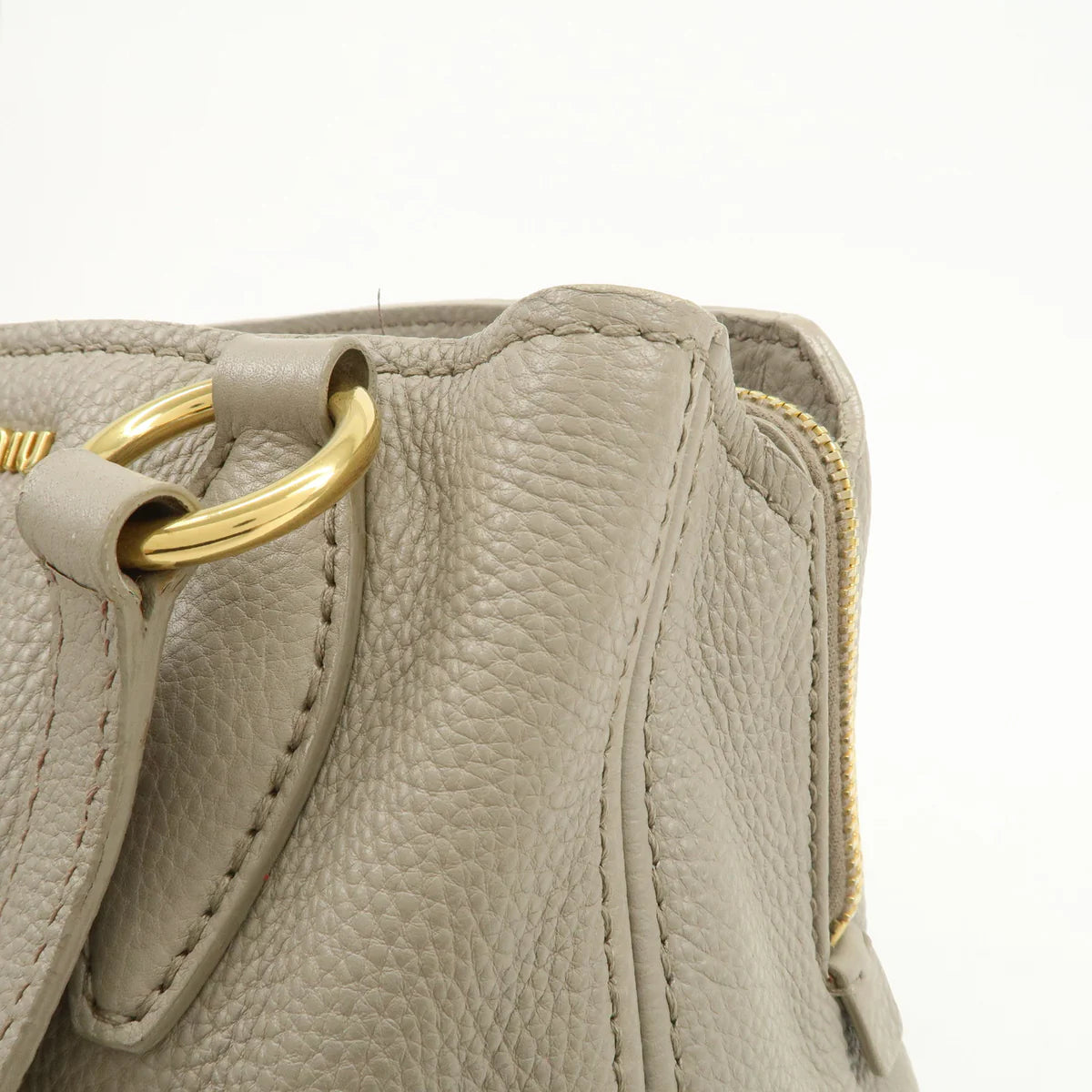 Miu Miu Shopping beige