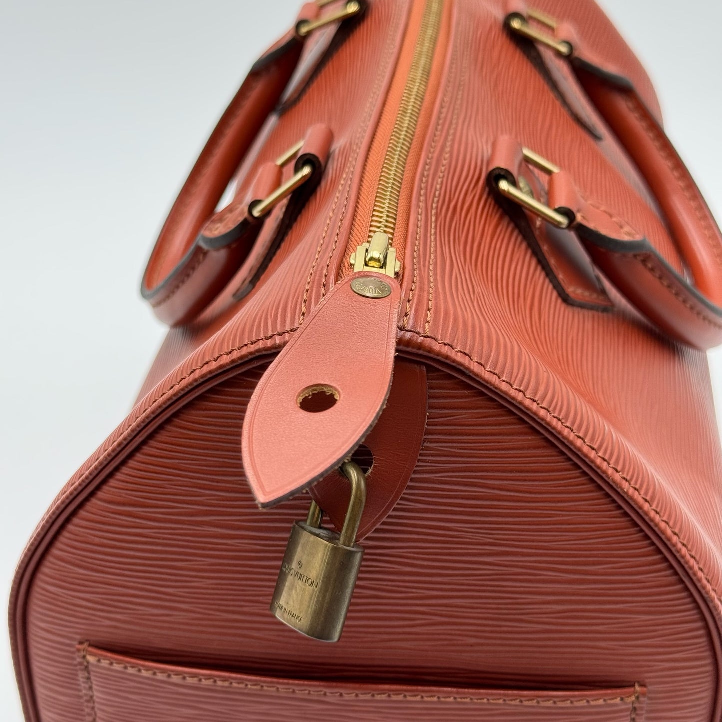 Louis Vuitton Speedy Épi 30