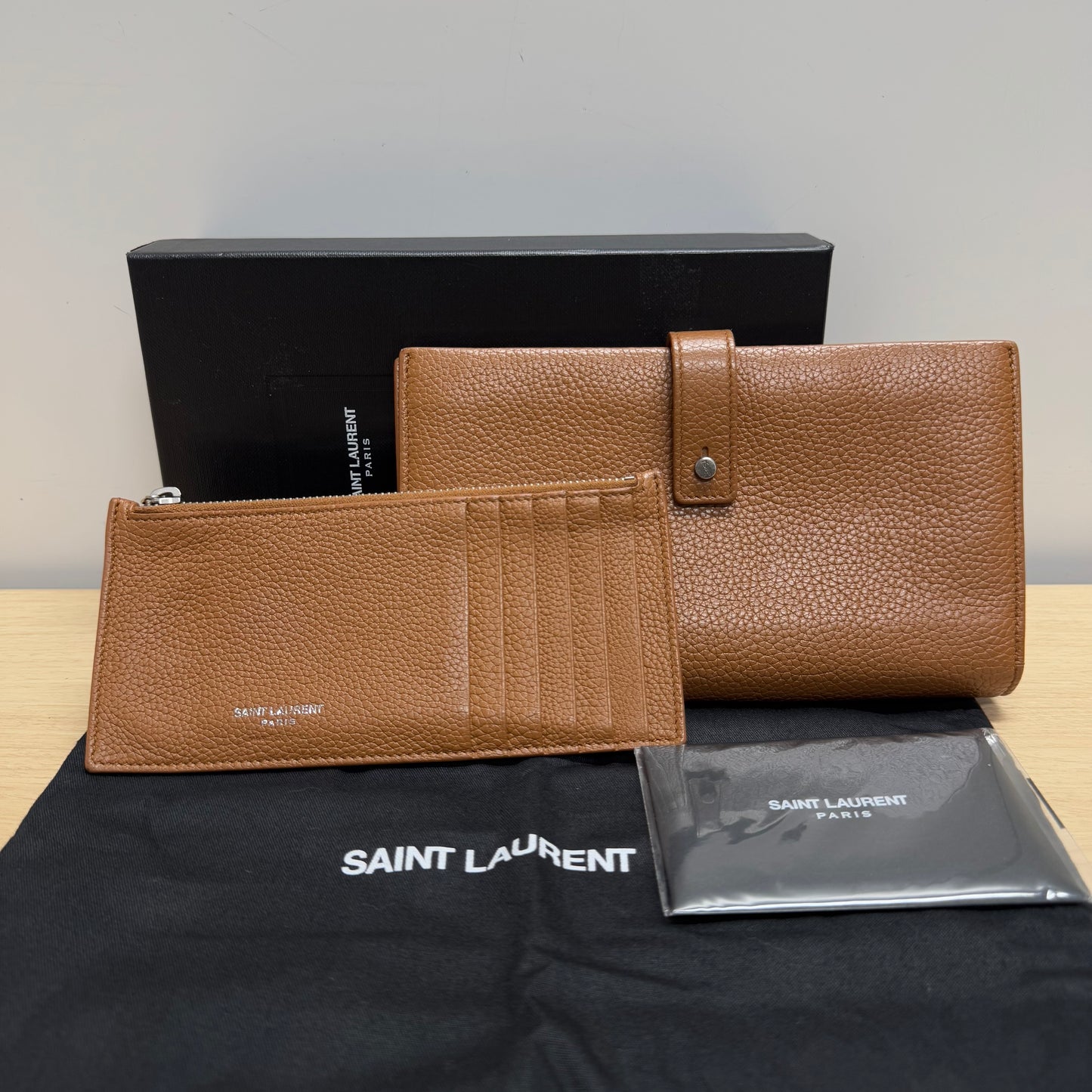Yves Saint-Laurent Portefeuille