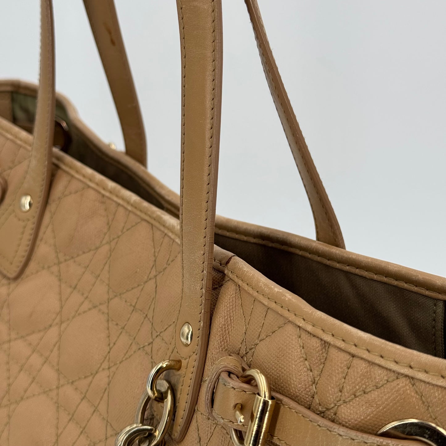 Dior Shopping