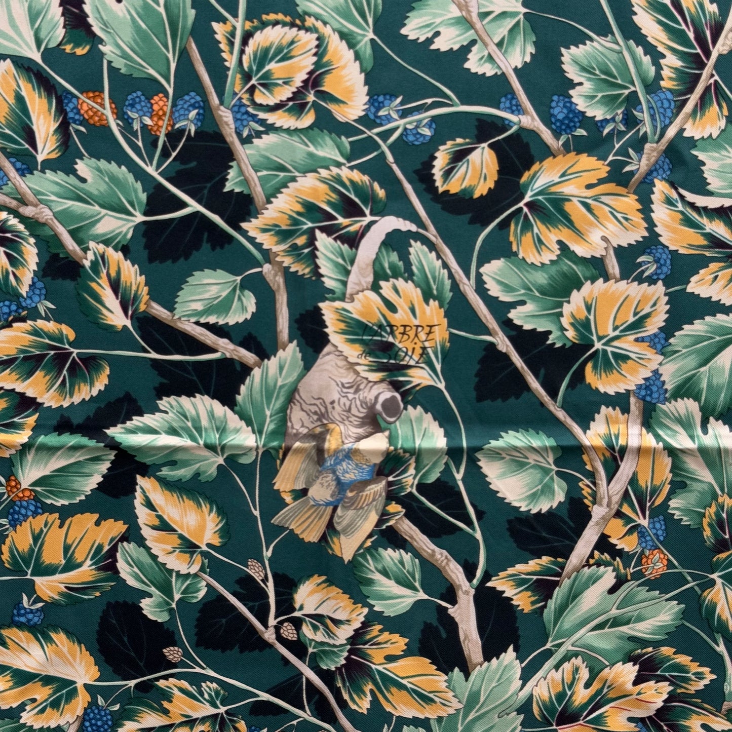 Hermès Carré “l’arbre de soie “