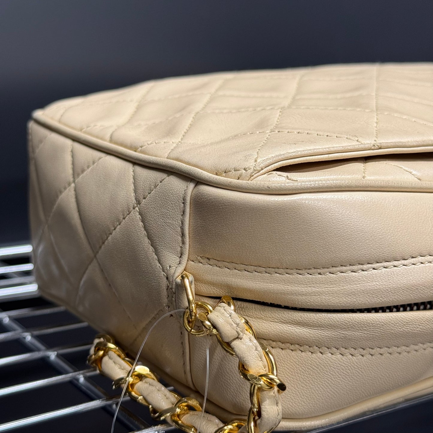 Chanel Caméra Beige