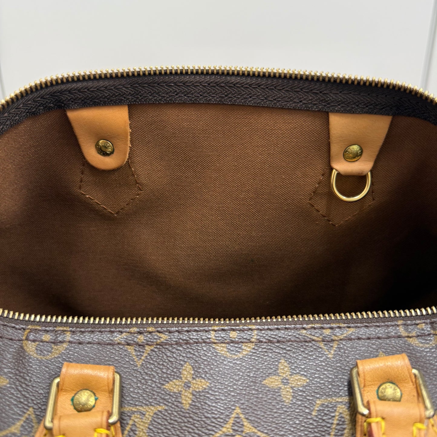 Louis Vuitton Speedy 35
