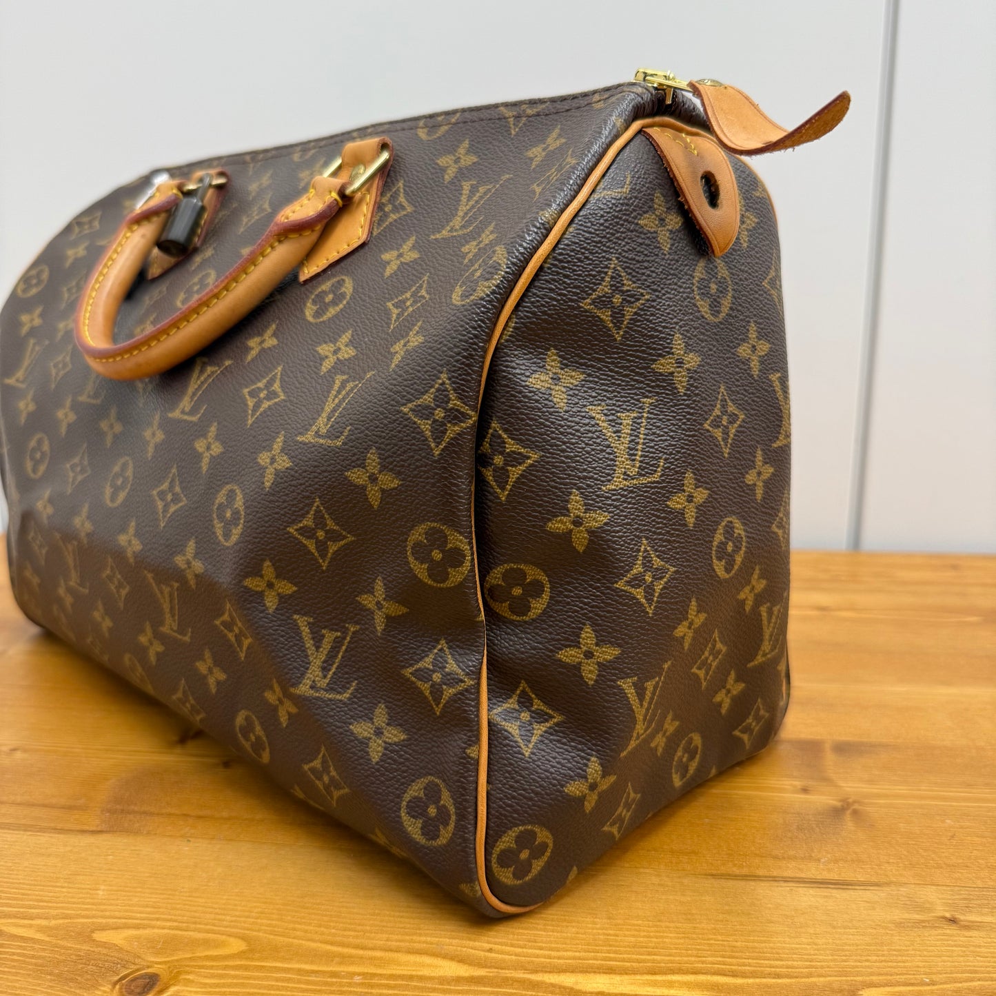 Louis Vuitton Speedy 35