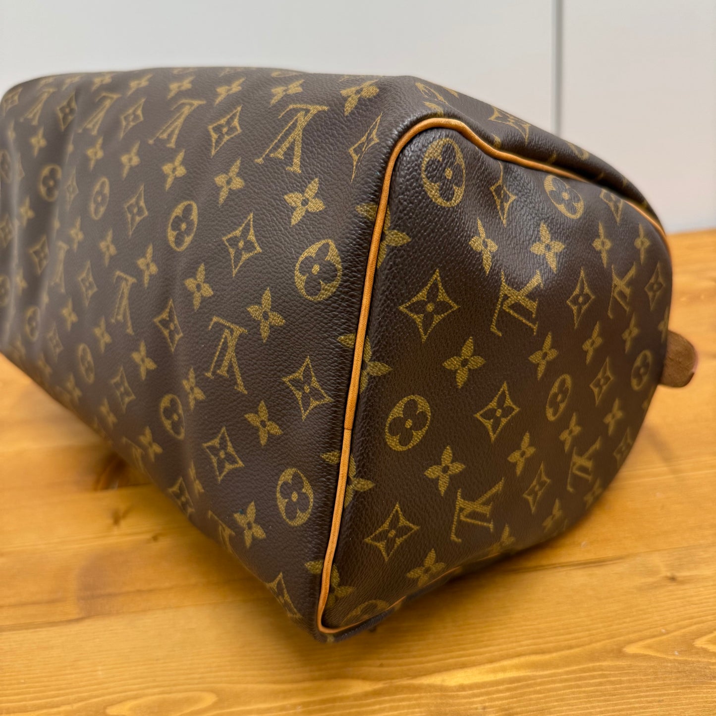 Louis Vuitton Speedy 35