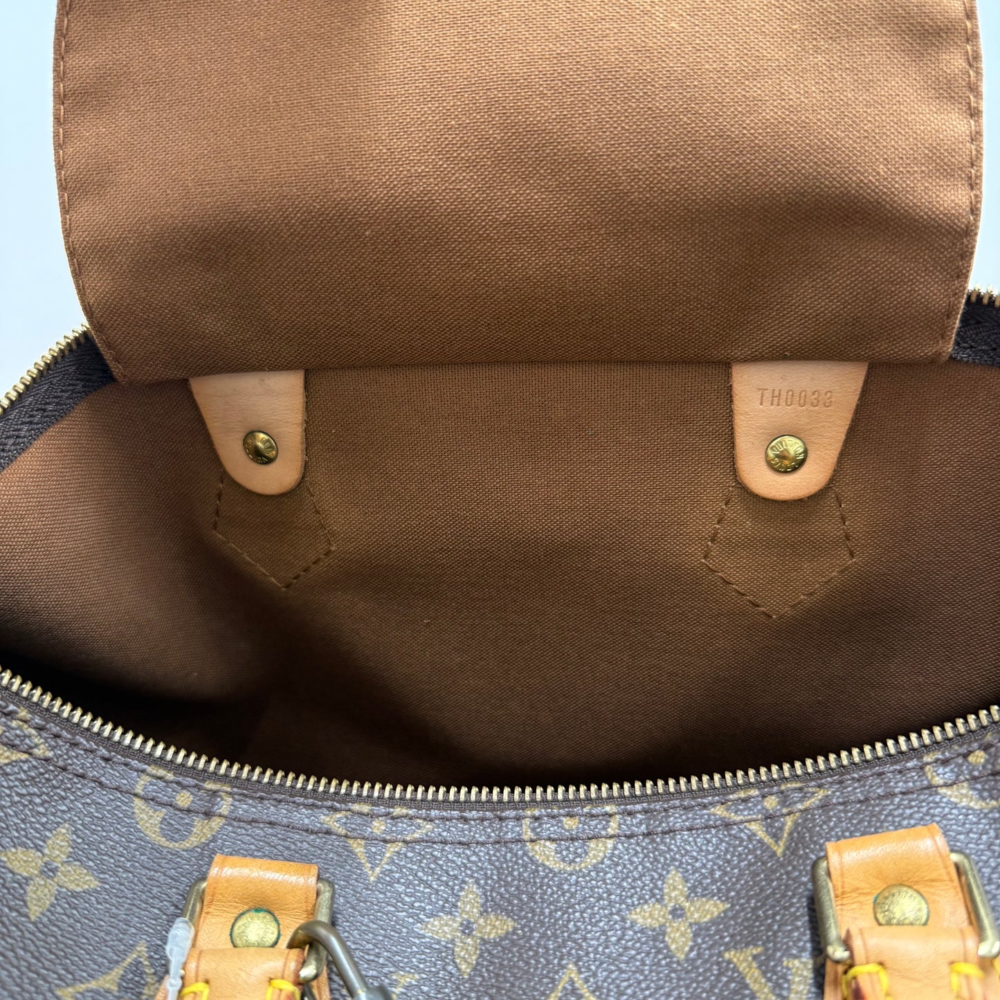 Louis Vuitton Speedy 35