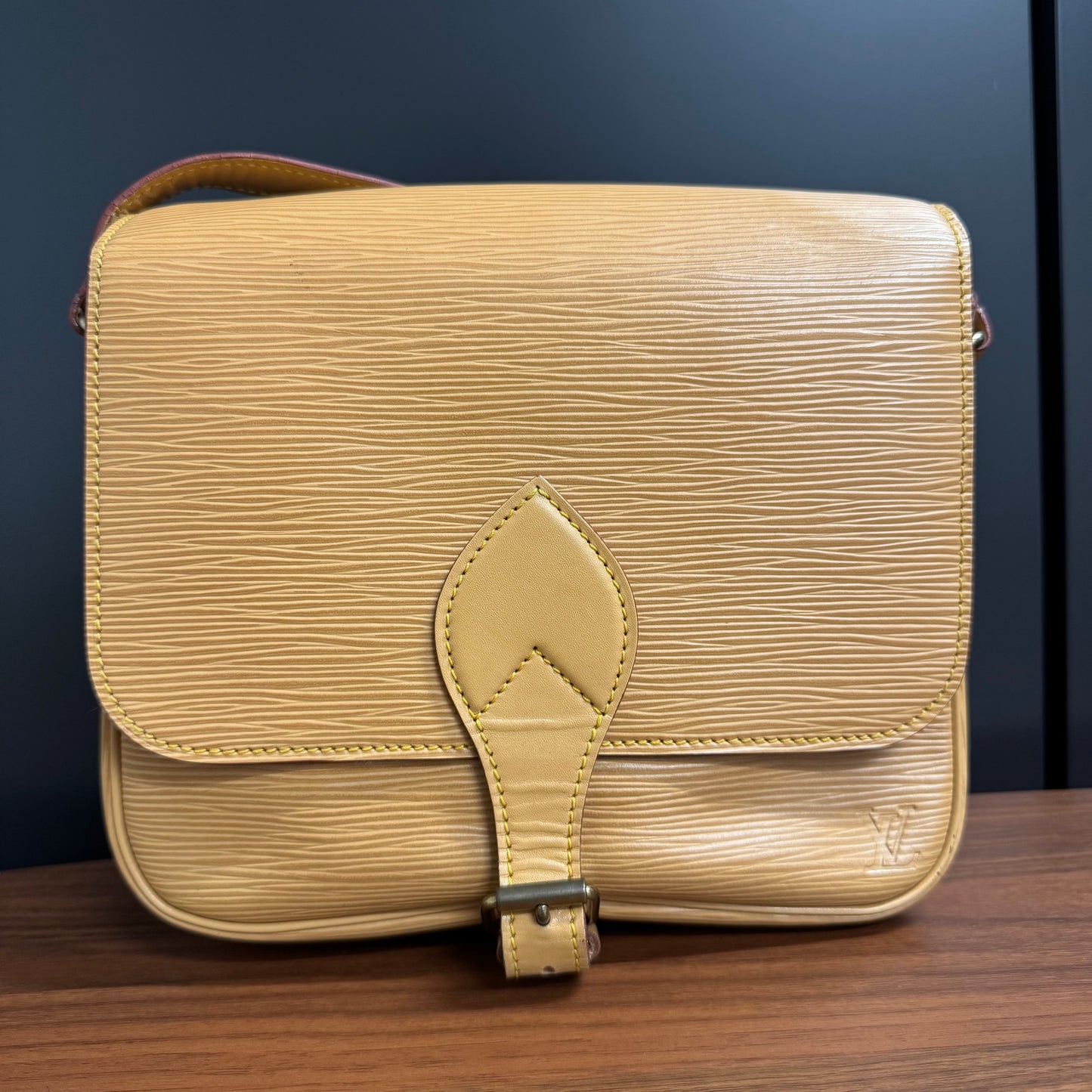 Louis Vuitton Cartouchière