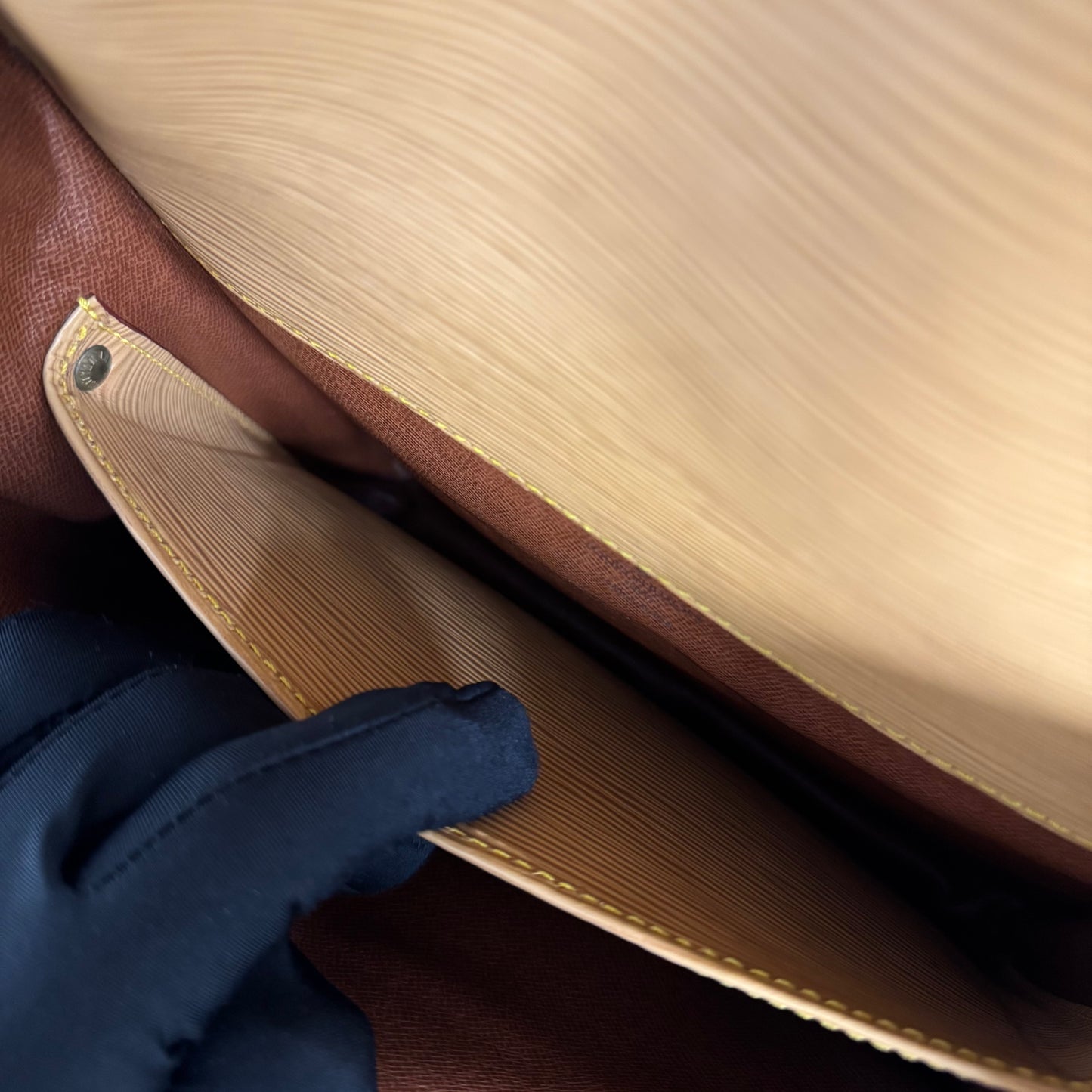 Louis Vuitton Cartouchière