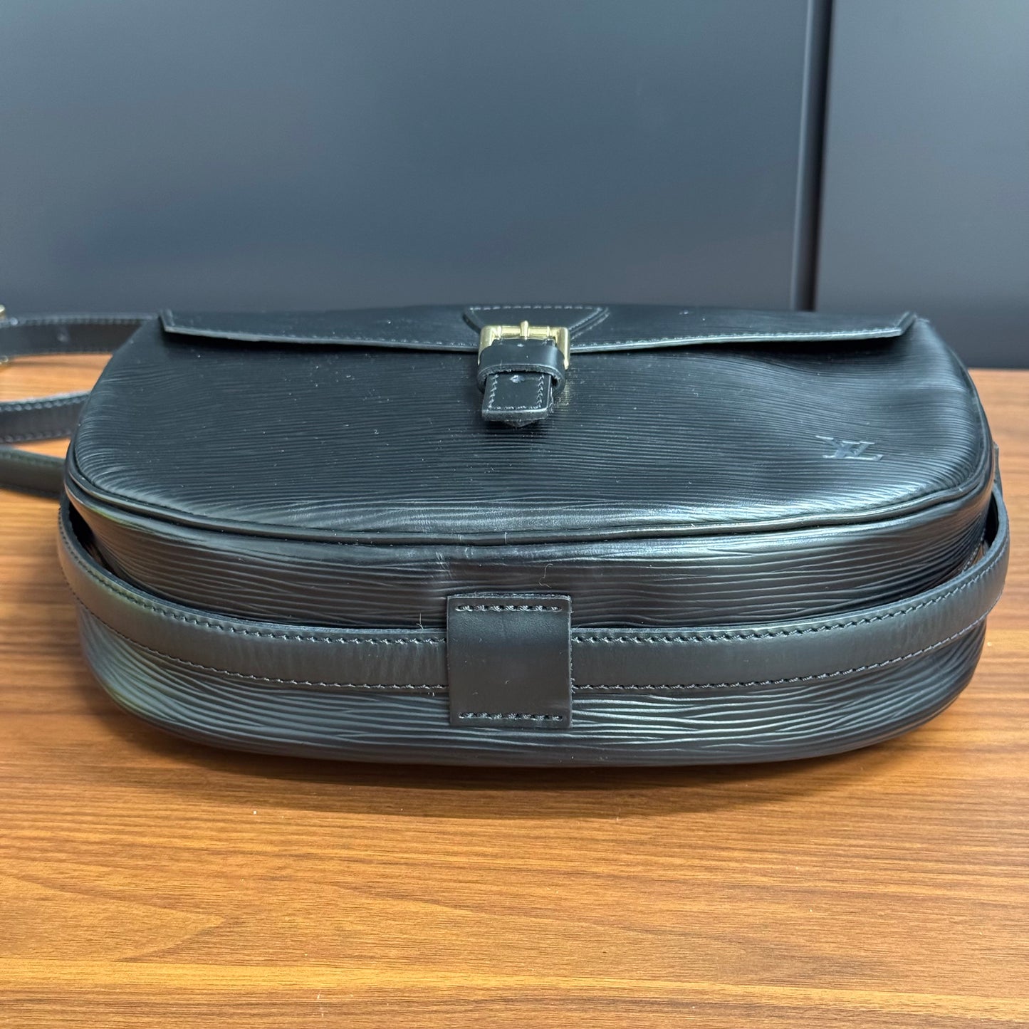 Louis Vuitton Jeune Fille