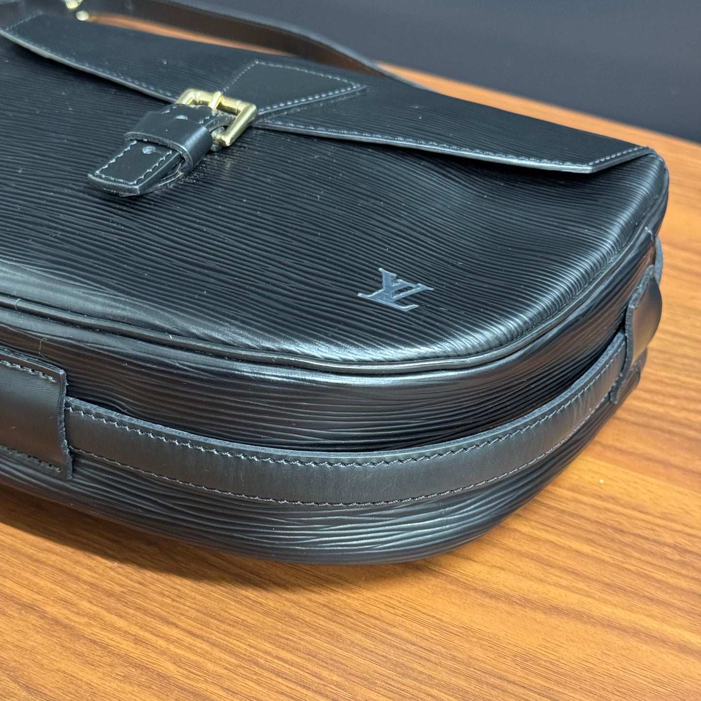 Louis Vuitton Jeune Fille