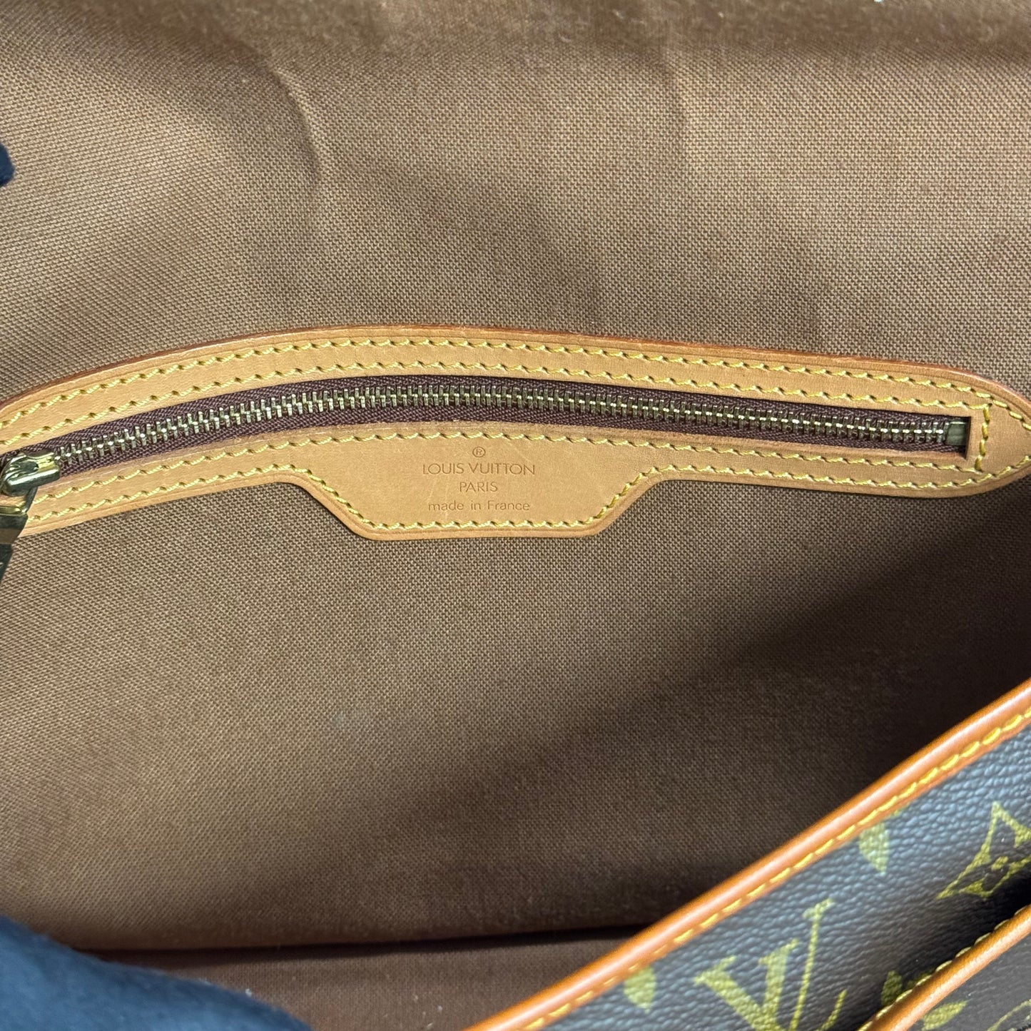 Louis Vuitton Gibecière