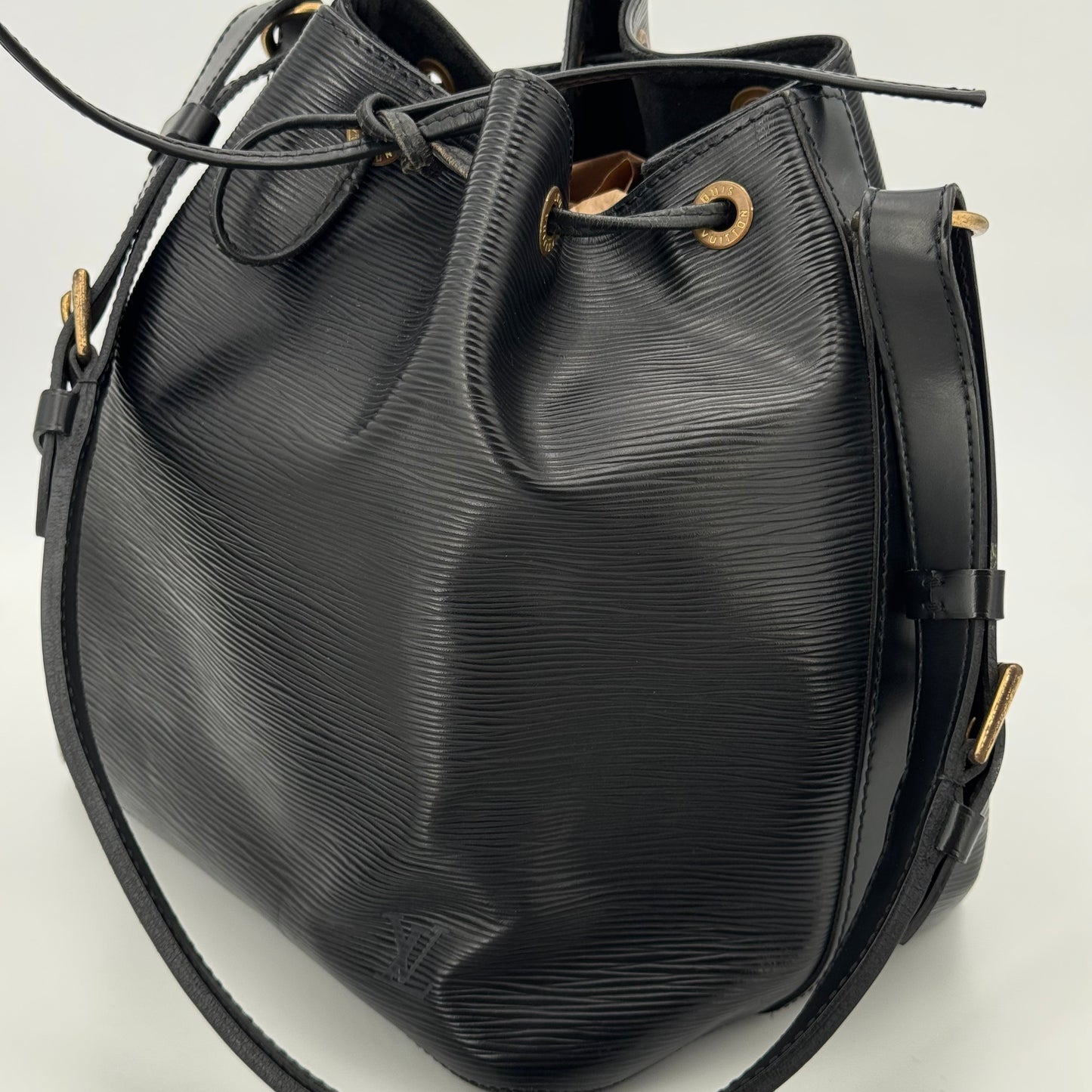 Louis Vuitton Noé noir PM