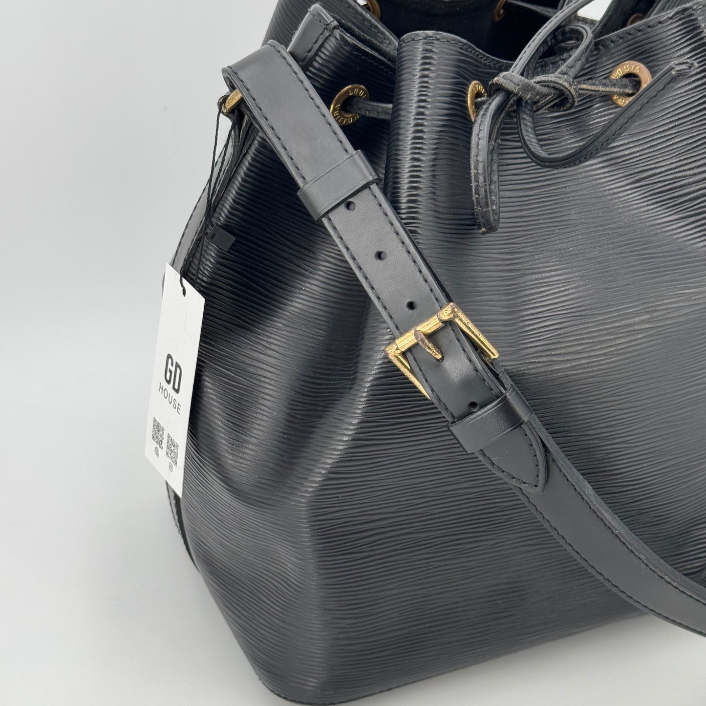 Louis Vuitton Noé noir PM
