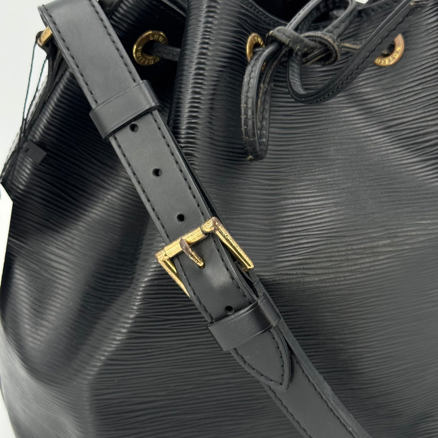 Louis Vuitton Noé noir PM