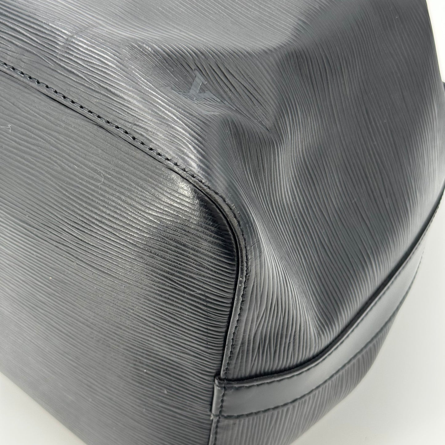 Louis Vuitton Noé noir PM