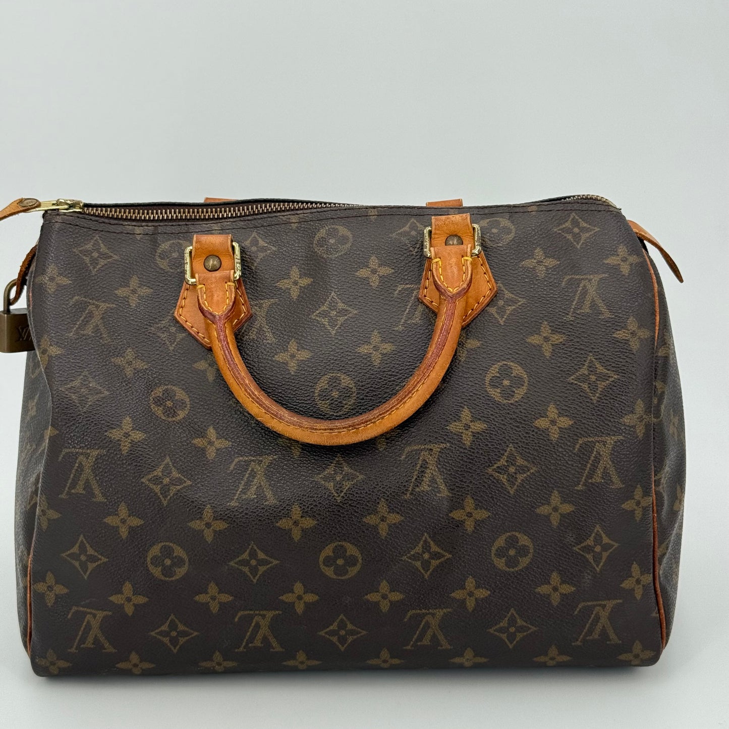 Louis Vuitton speedy