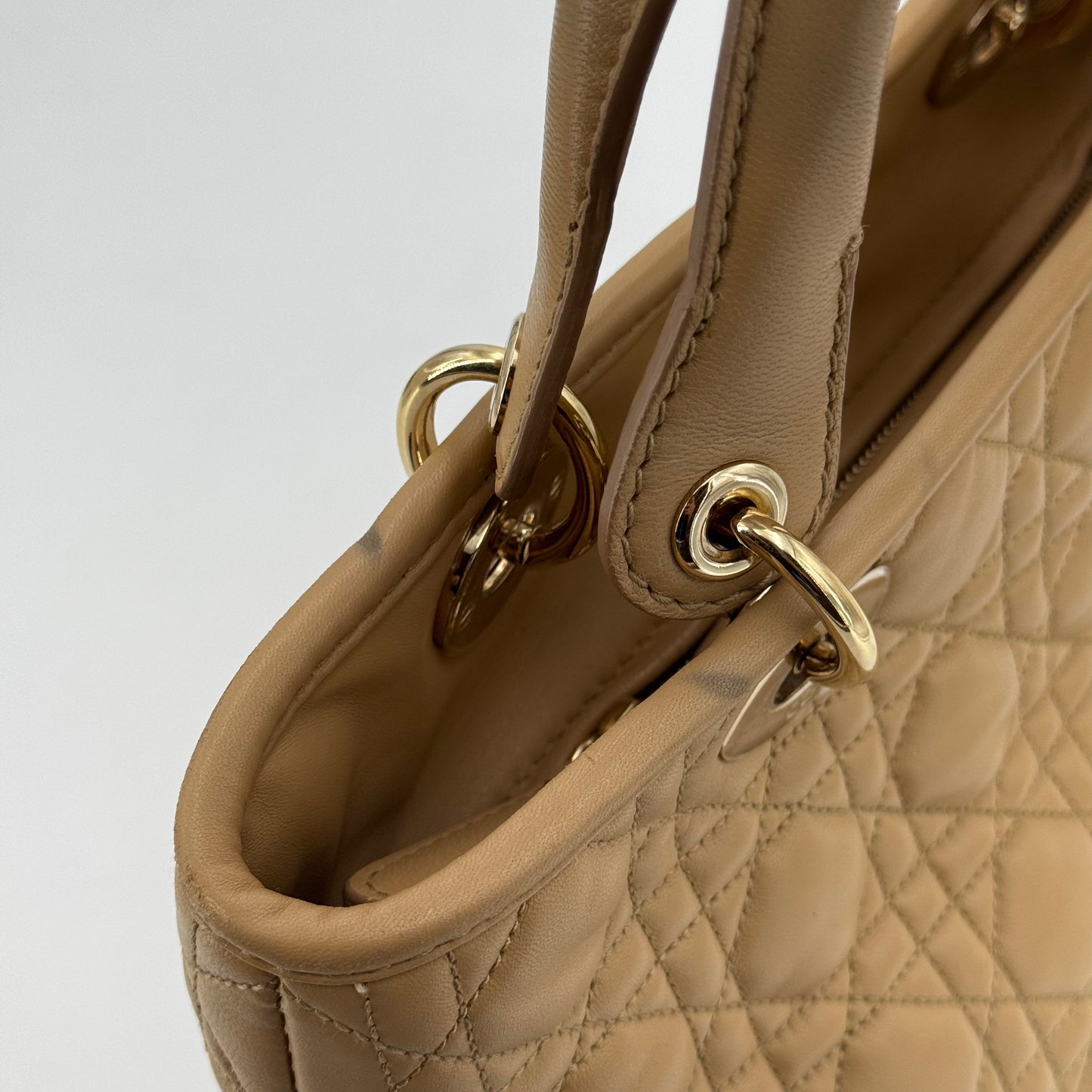 Dior Shopping