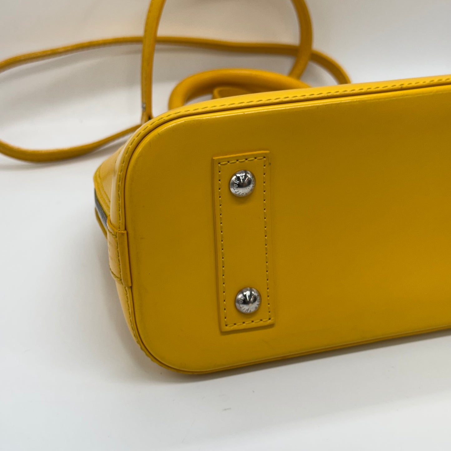 Louis Vuitton Alma BB