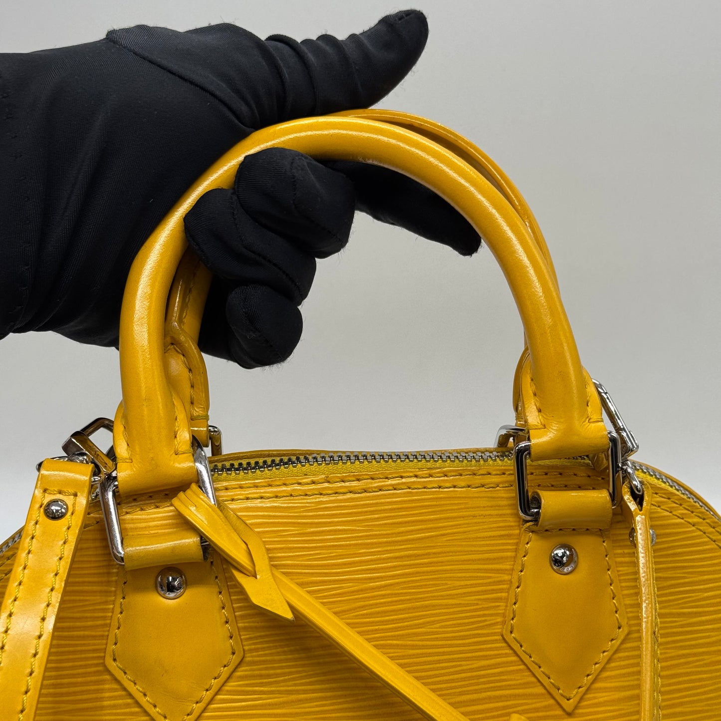 Louis Vuitton Alma BB